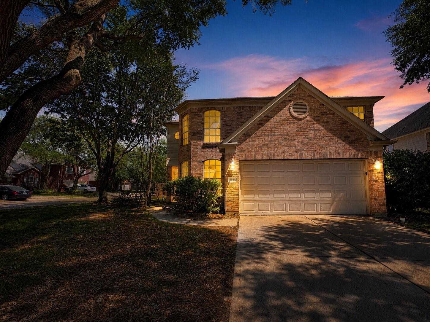 8530 Calverton Pines Ln, Houston, TX 77095