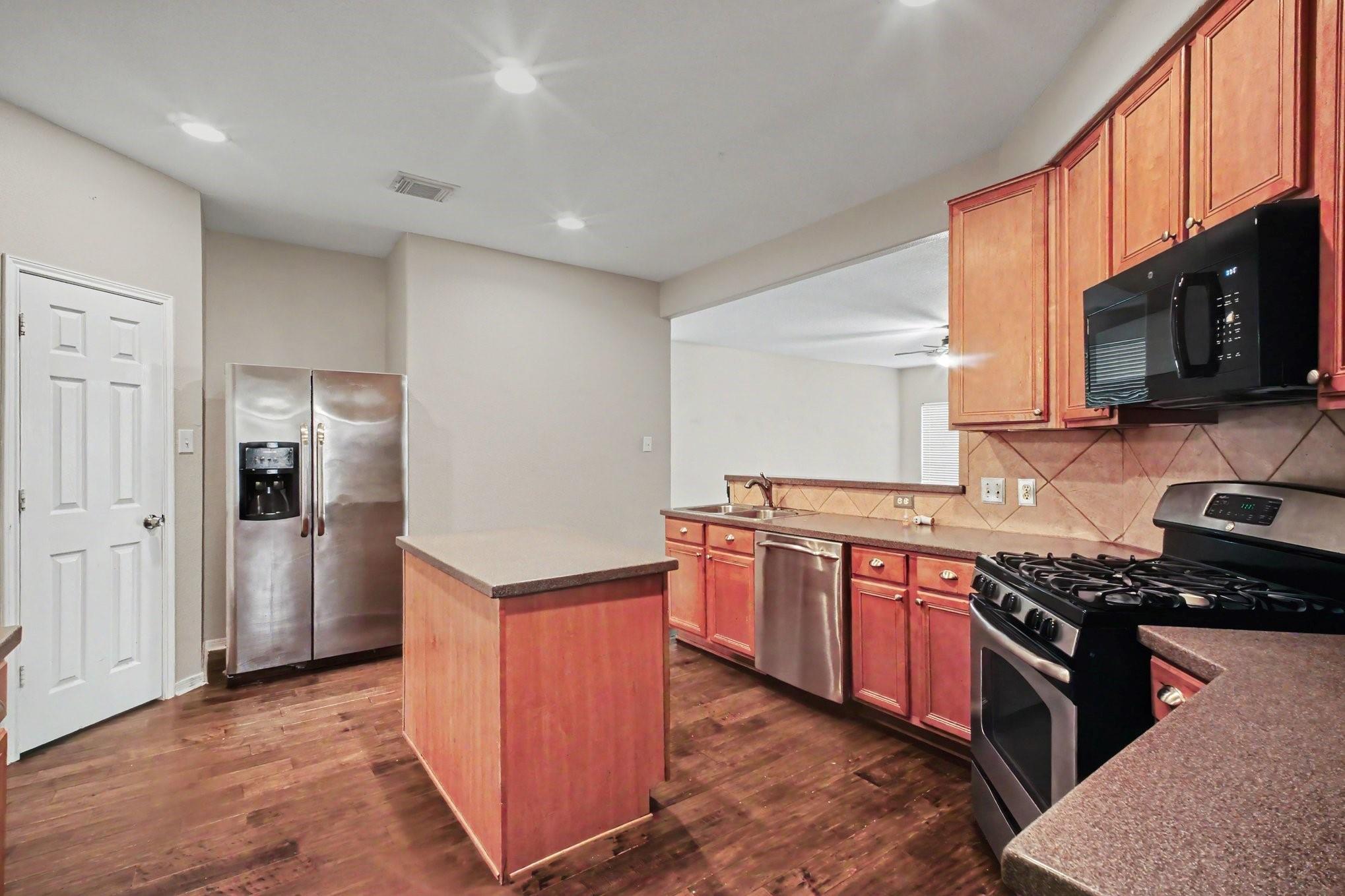 8530 Calverton Pines Ln, Houston, TX 77095 photo