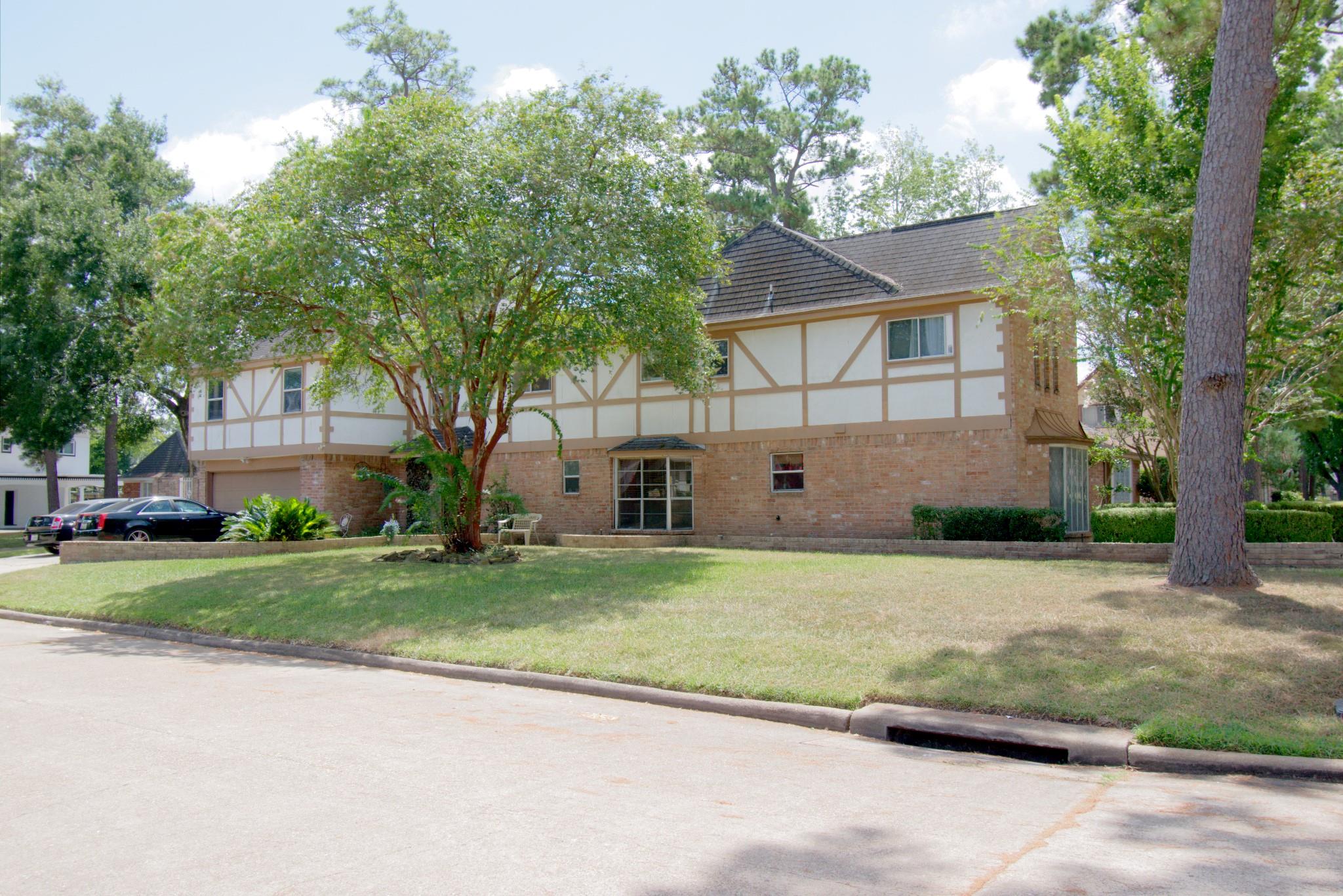 14722 Falling Creek Dr, Houston, TX 77068 photo