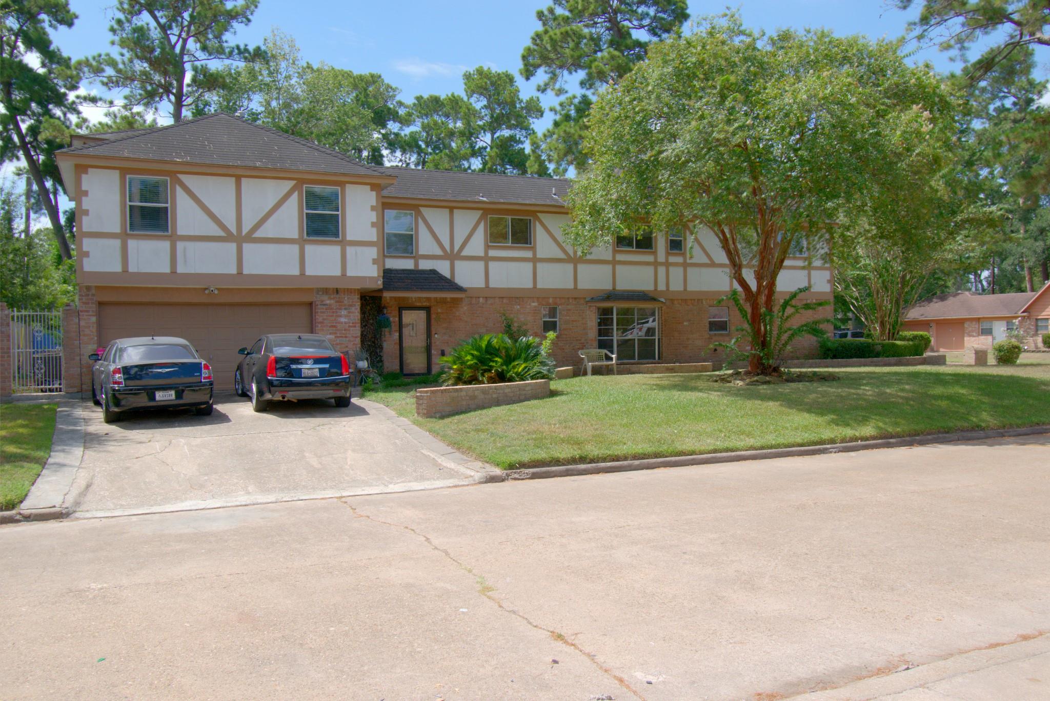 14722 Falling Creek Dr, Houston, TX 77068 photo