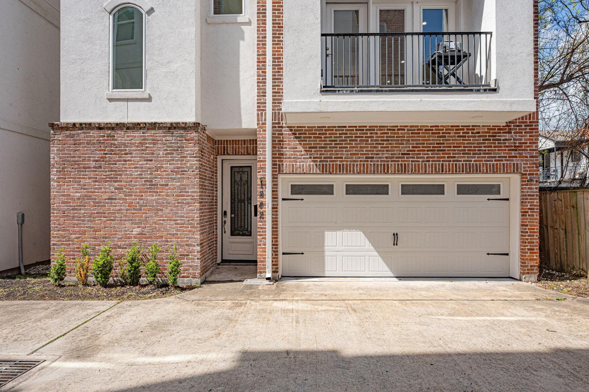 1842 Colquitt St, Houston, TX 77098 photo