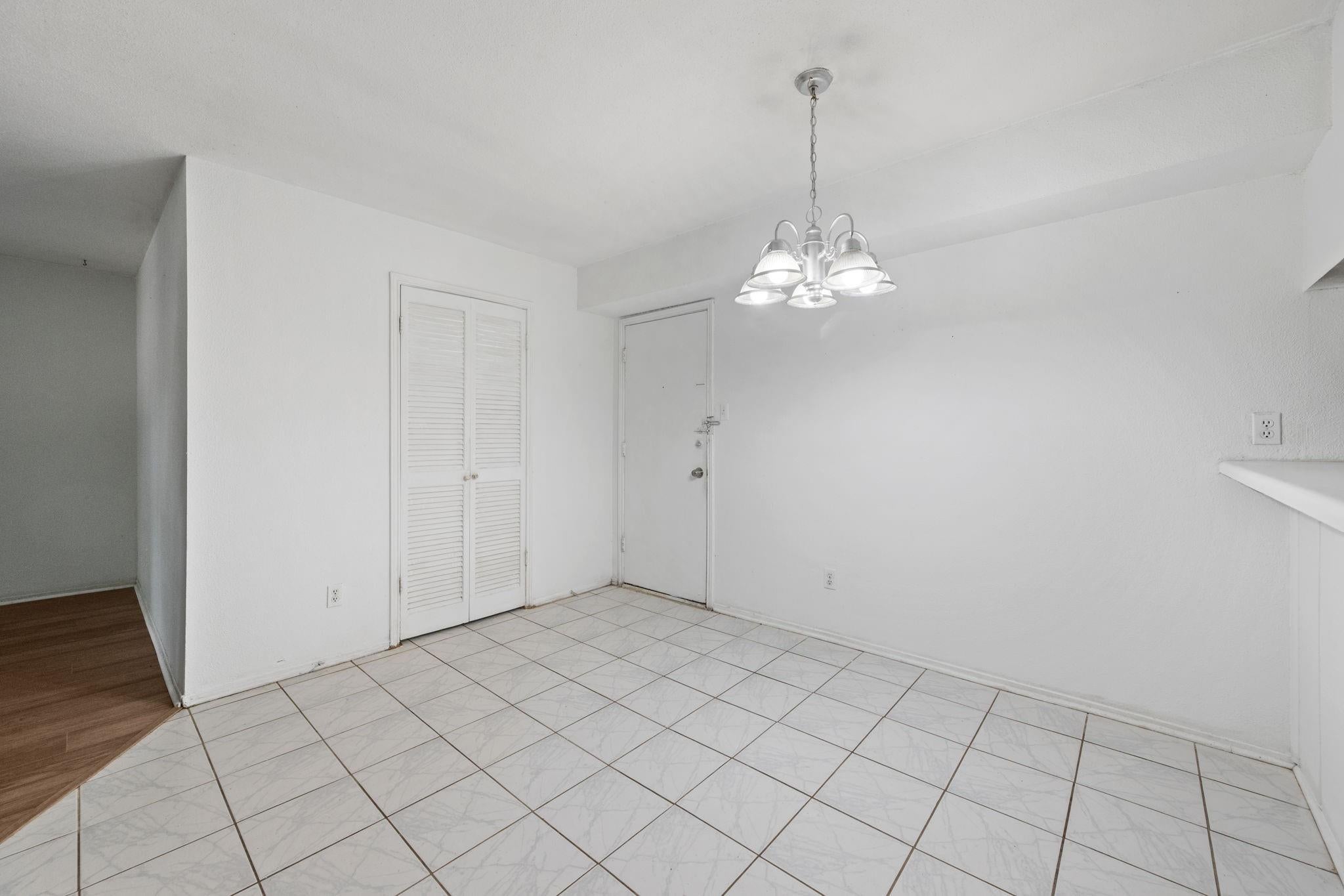 4649 Wild Indigo St #337, Houston, TX 77027 photo
