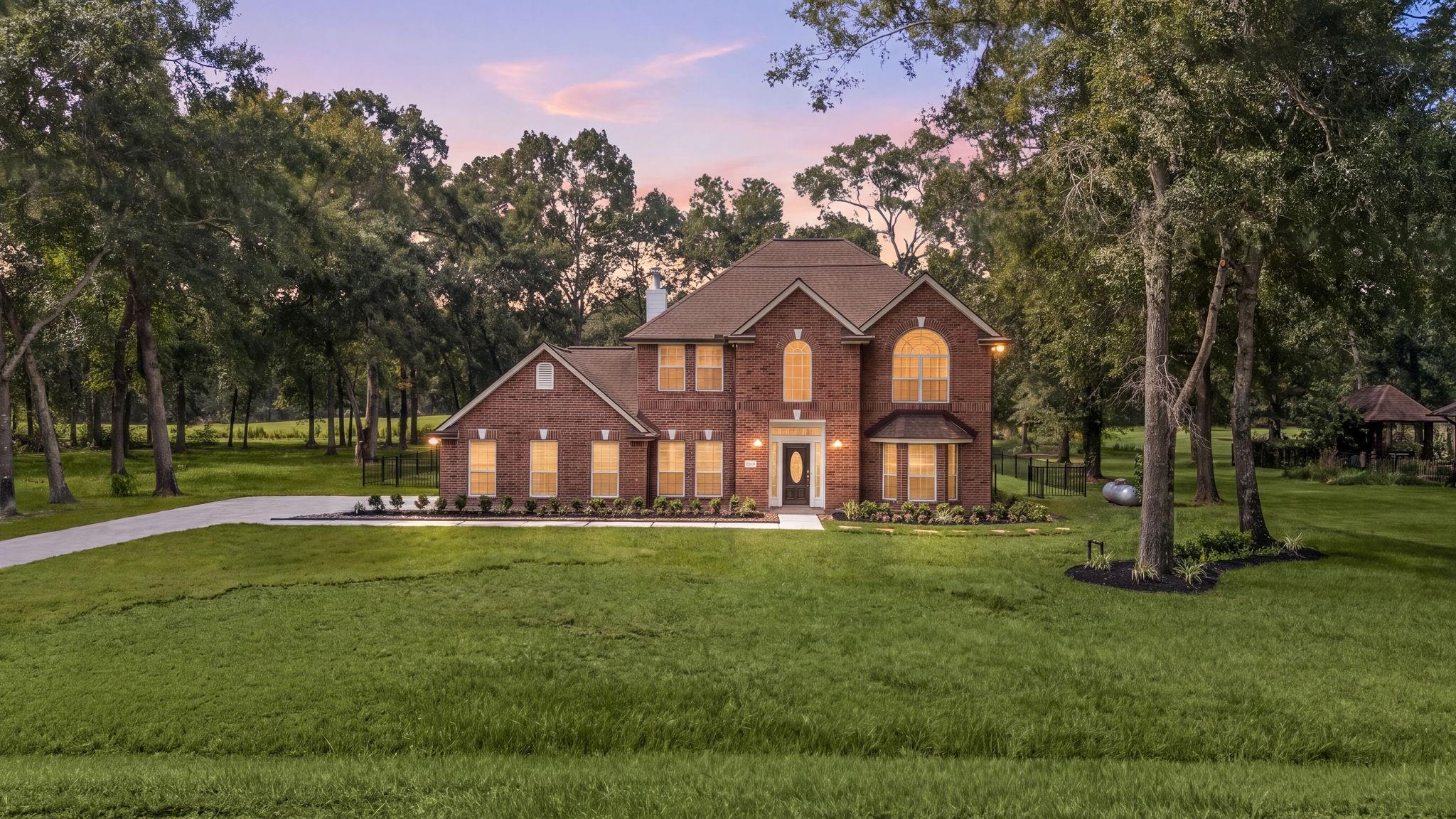 26726 Eagles Lndg, Huffman, TX 77336