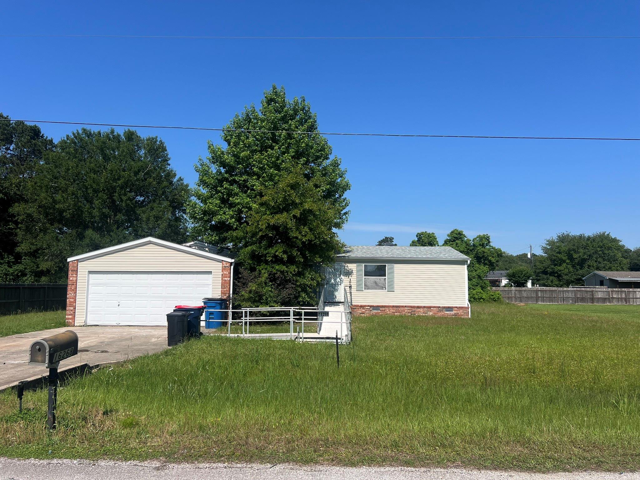 16268 Wrangler Ave, Conroe, TX 77302 photo