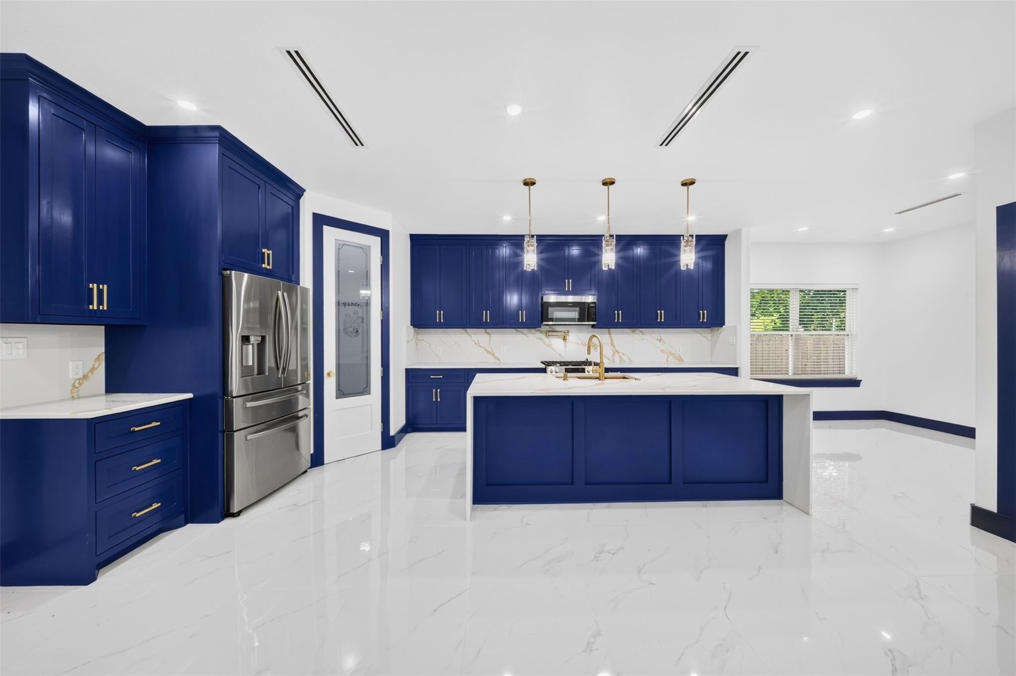 7831 Sandy St, Houston, TX 77028 photo