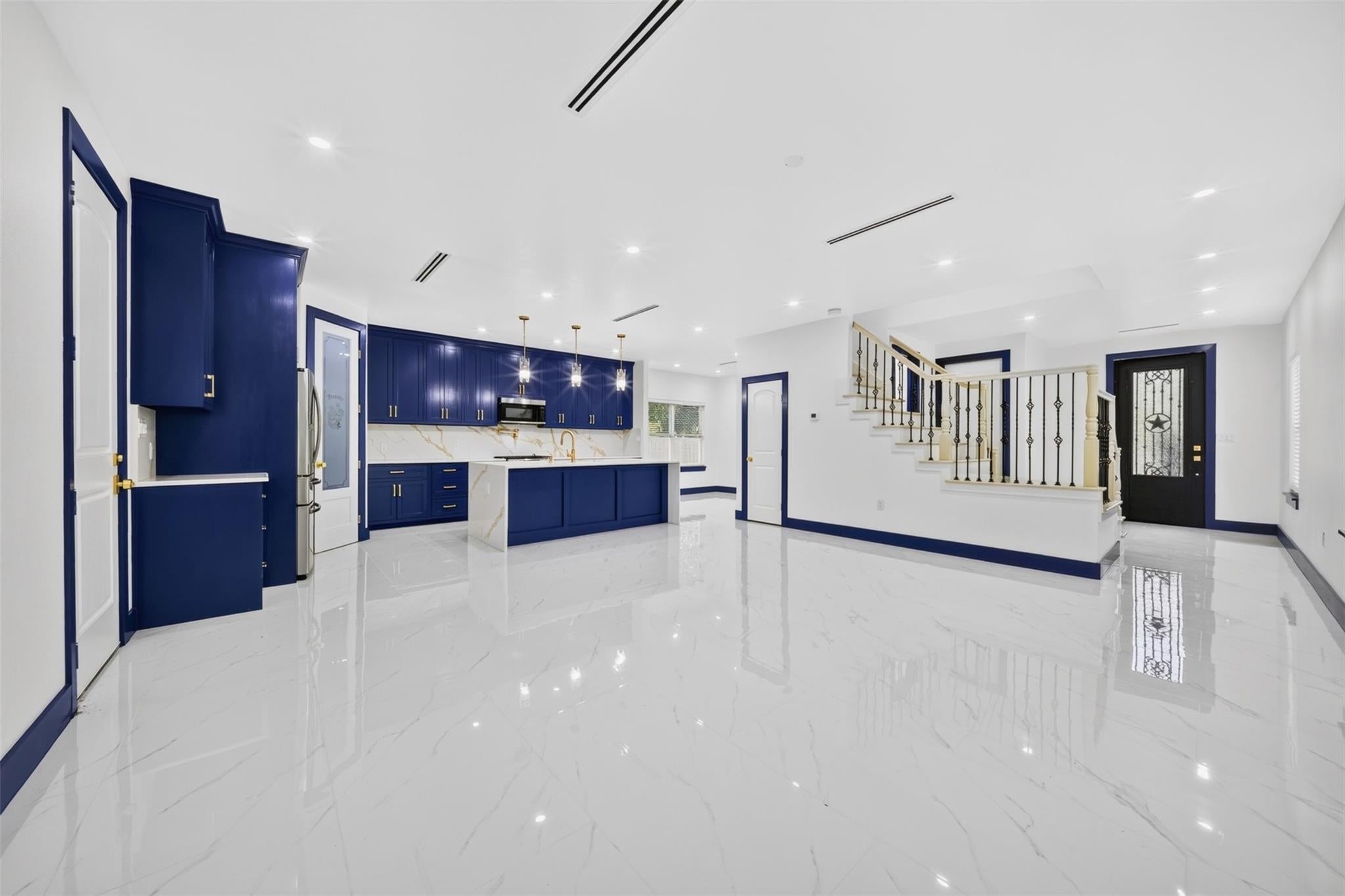 7831 Sandy St, Houston, TX 77028 photo