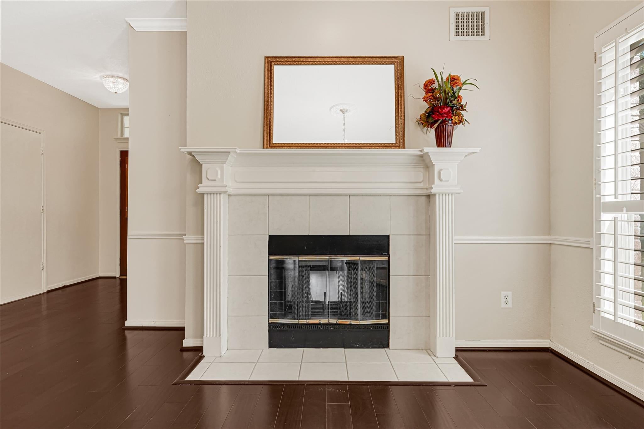 1614 Roaring Spring Ln, Pasadena, TX 77586 photo