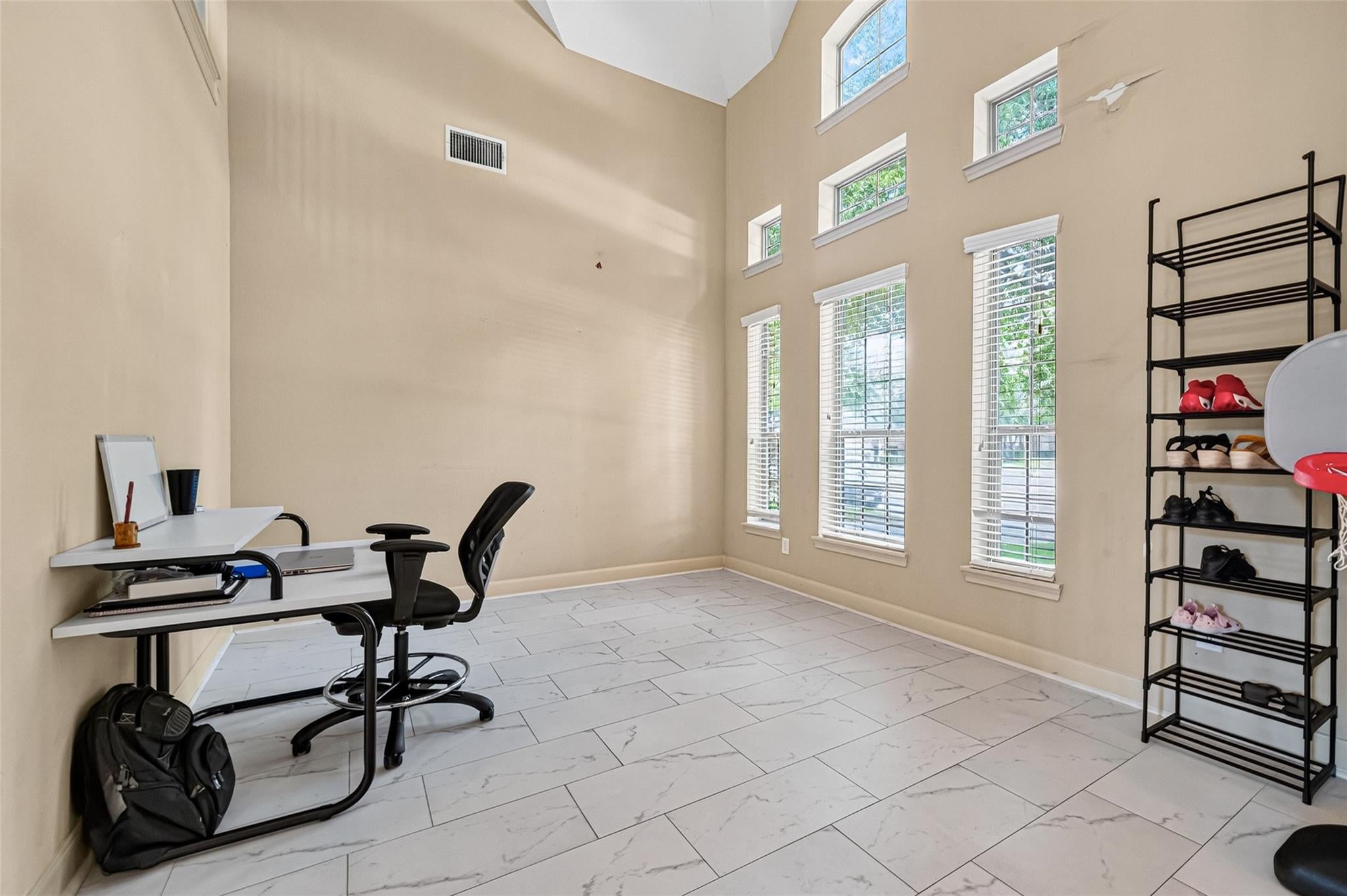 2206 Montclair Oaks Ln, Spring, TX 77386 photo