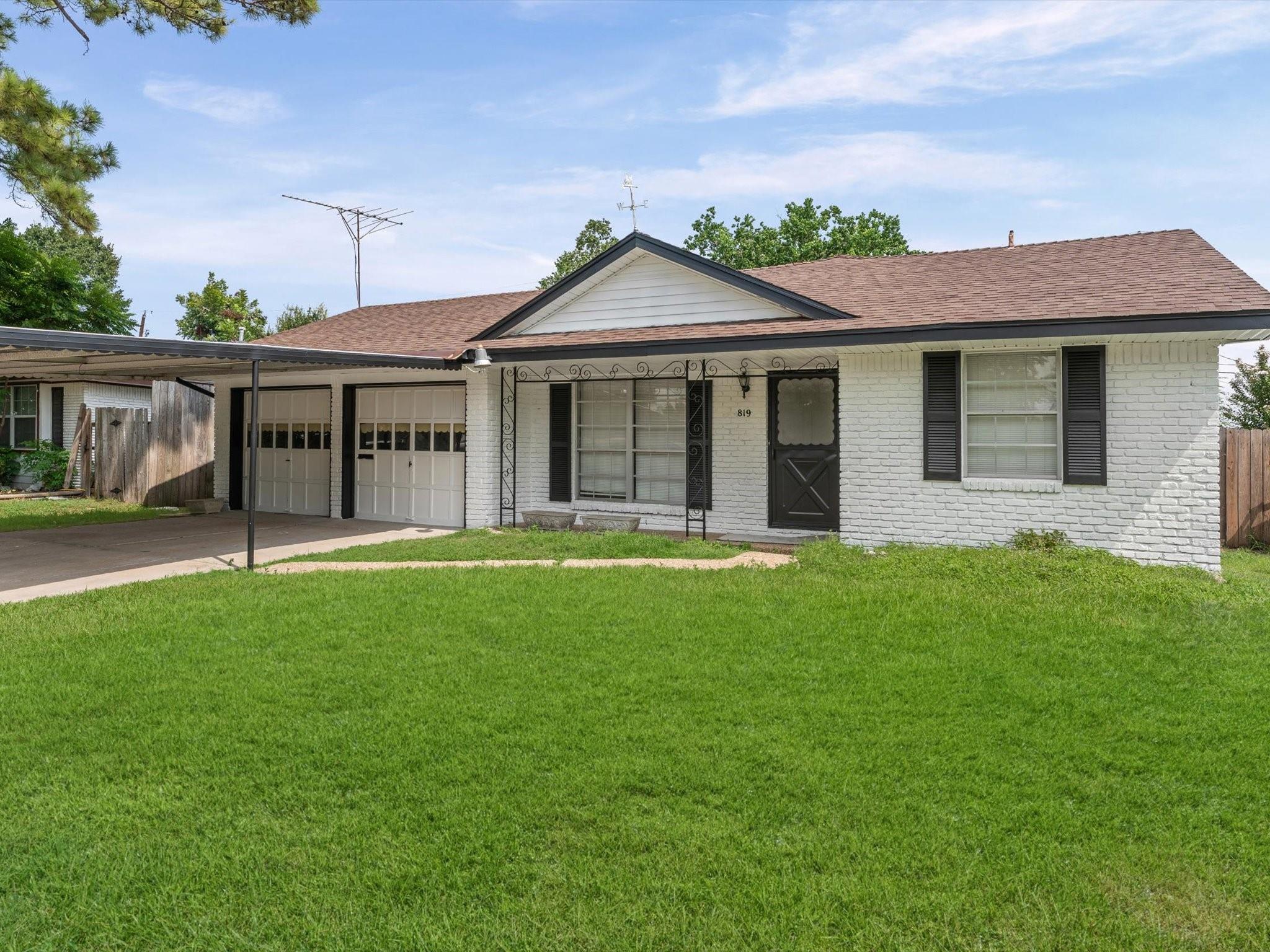 819 Gilpin St, Houston, TX 77034 photo