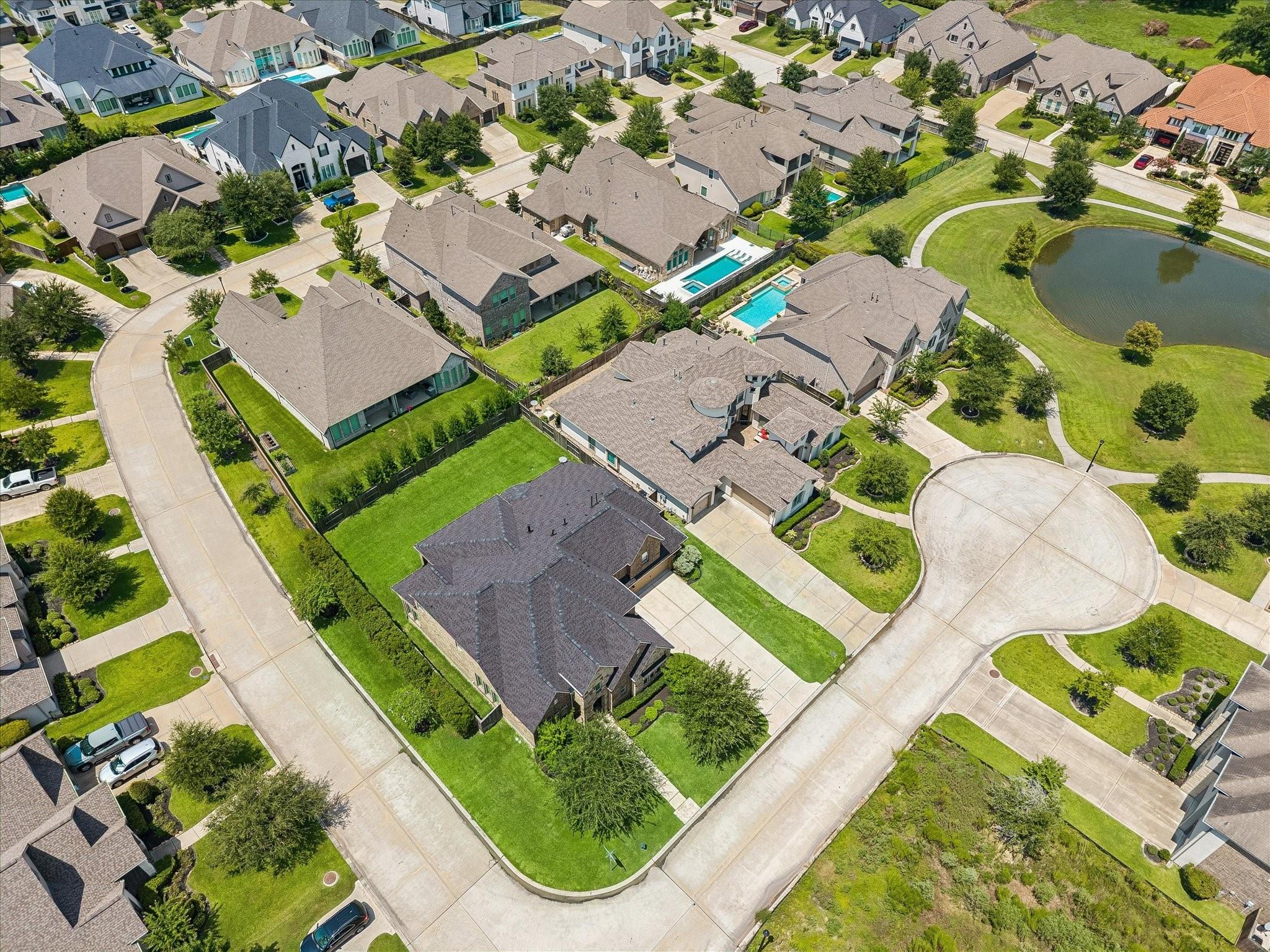 12810 Shire Mills Ct, Cypress, TX 77429 photo