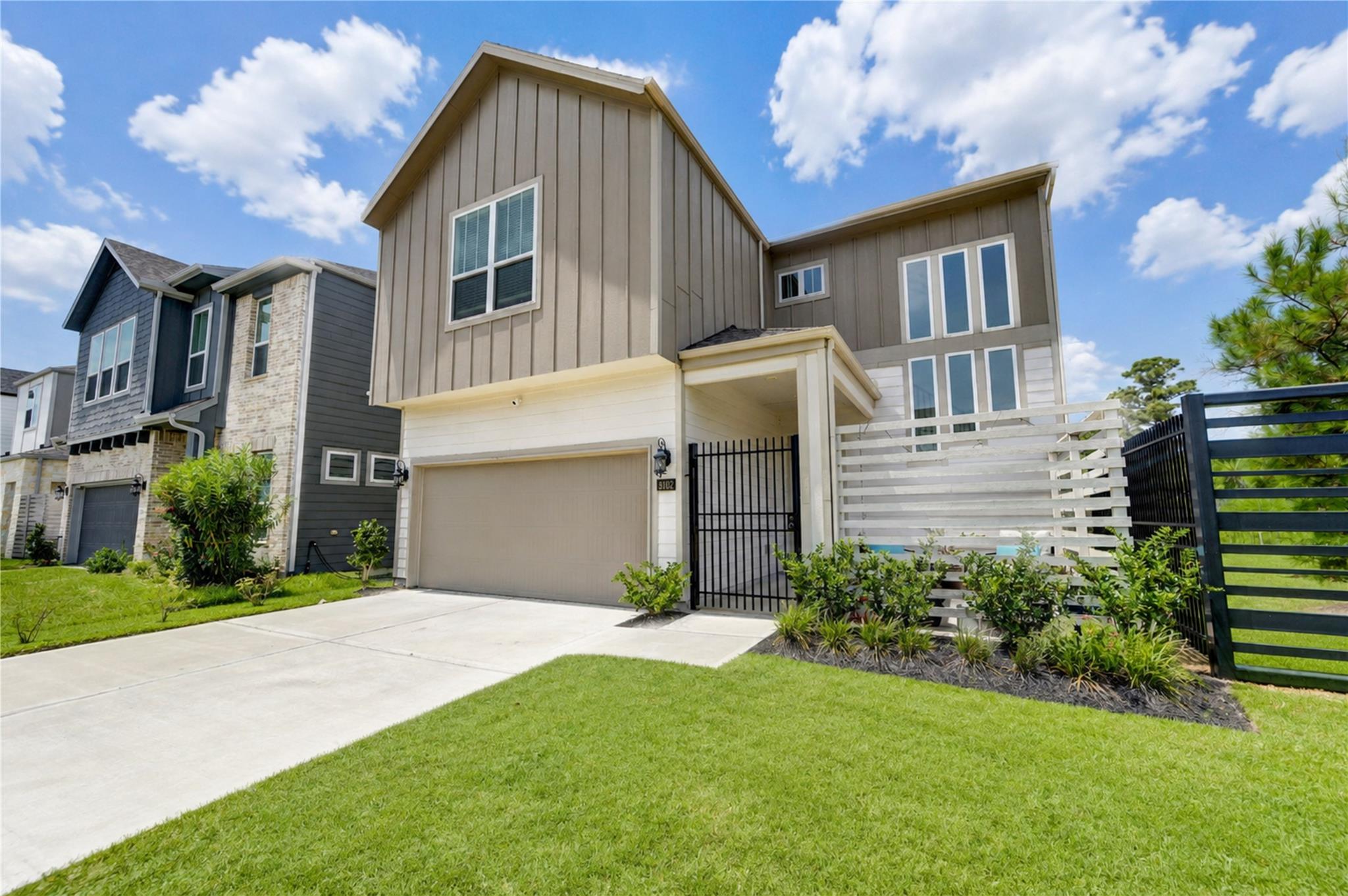 8102 Morning Melody Dr, Houston, TX 77063 photo
