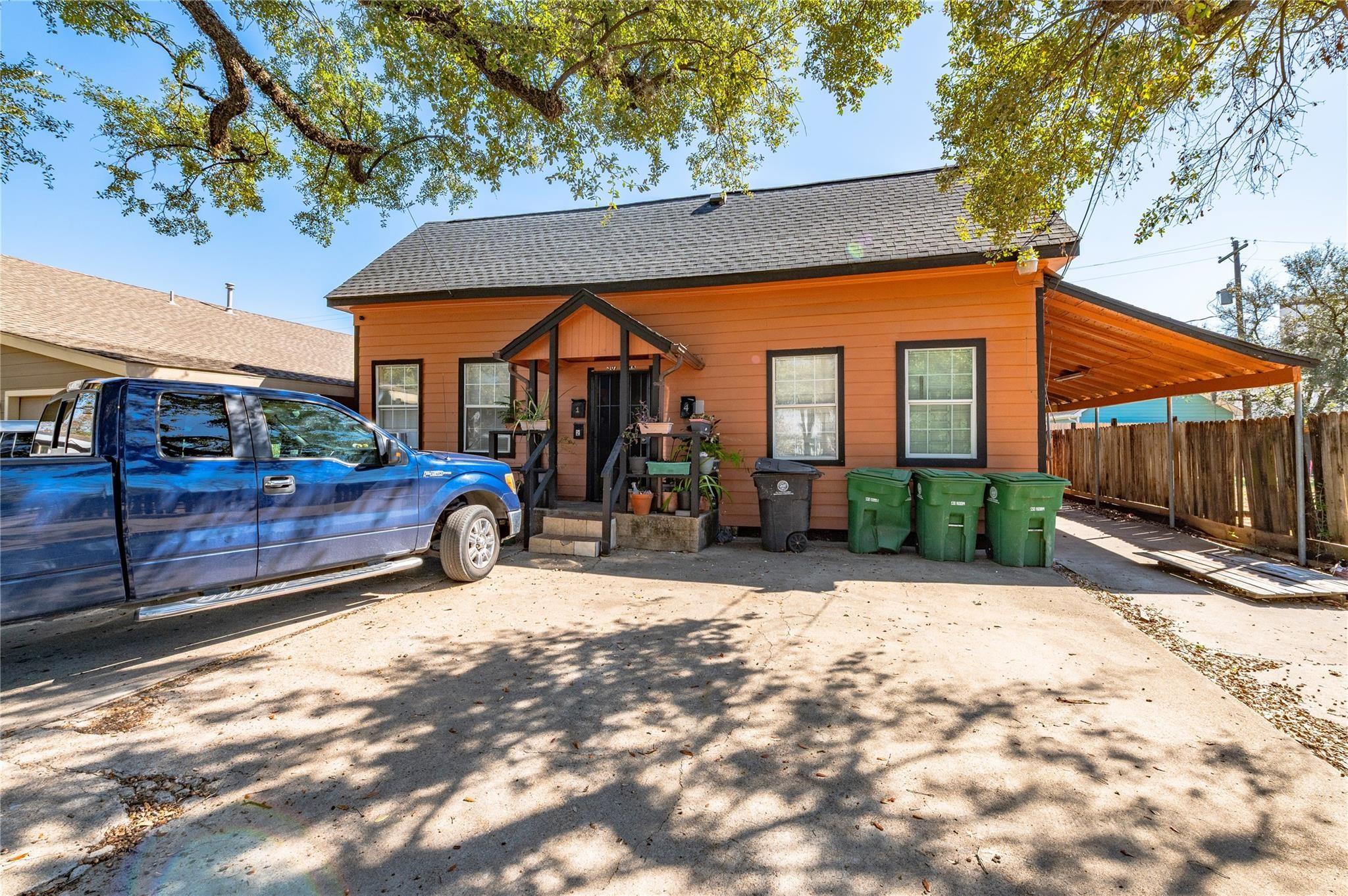 307 York St, Houston, TX 77003 photo