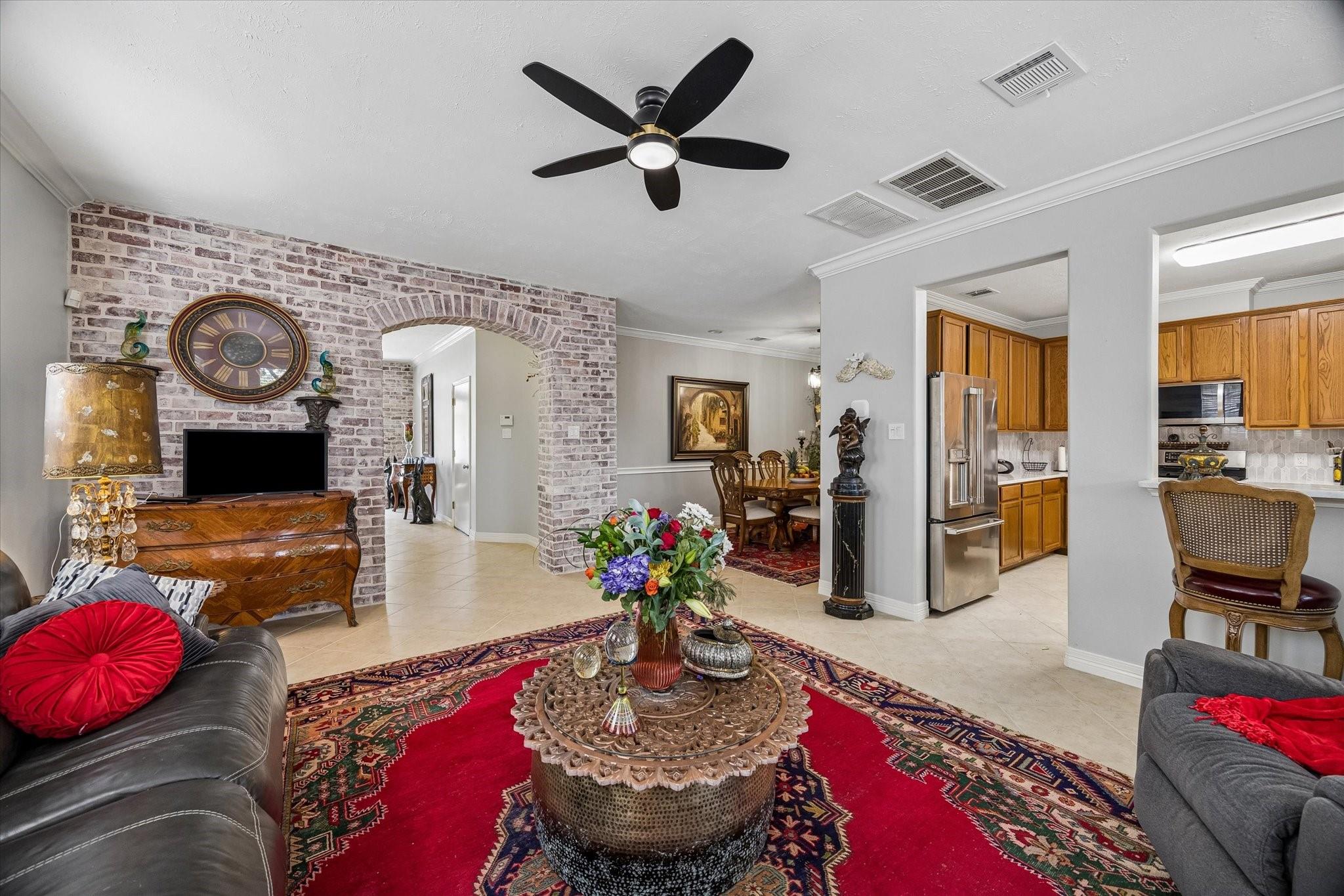 7426 Hollister Spring, Houston, TX 77040 photo