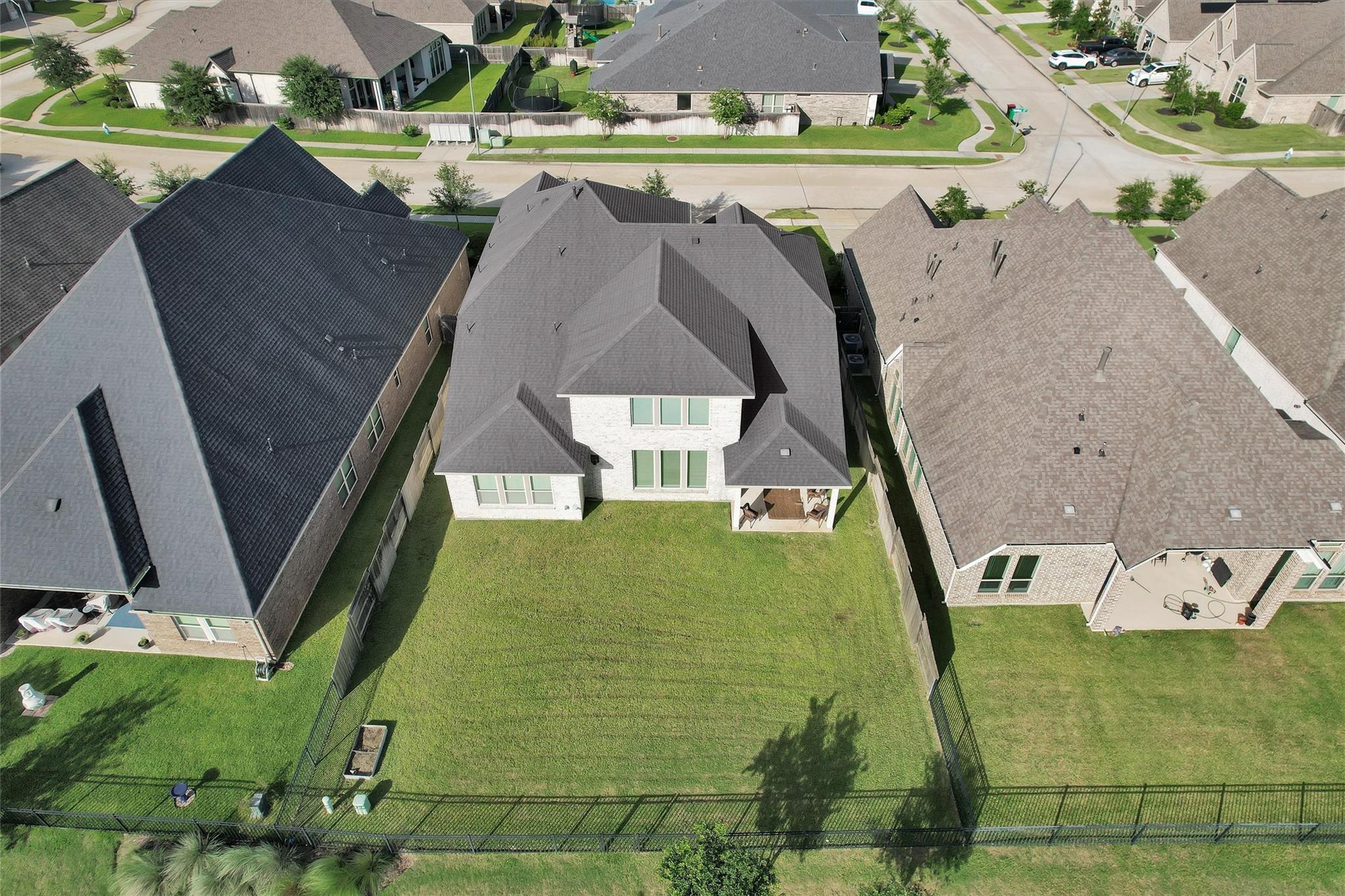 20207 Appaloosa Hill Dr, Tomball, TX 77377 photo