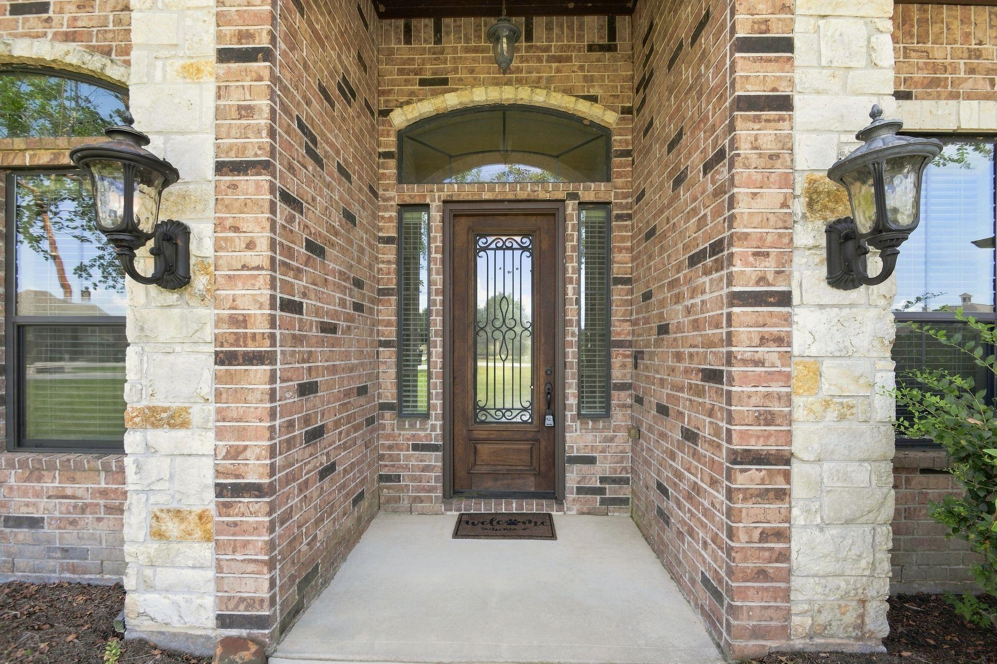 18840 Serene Water Dr, Montgomery, TX 77356 photo