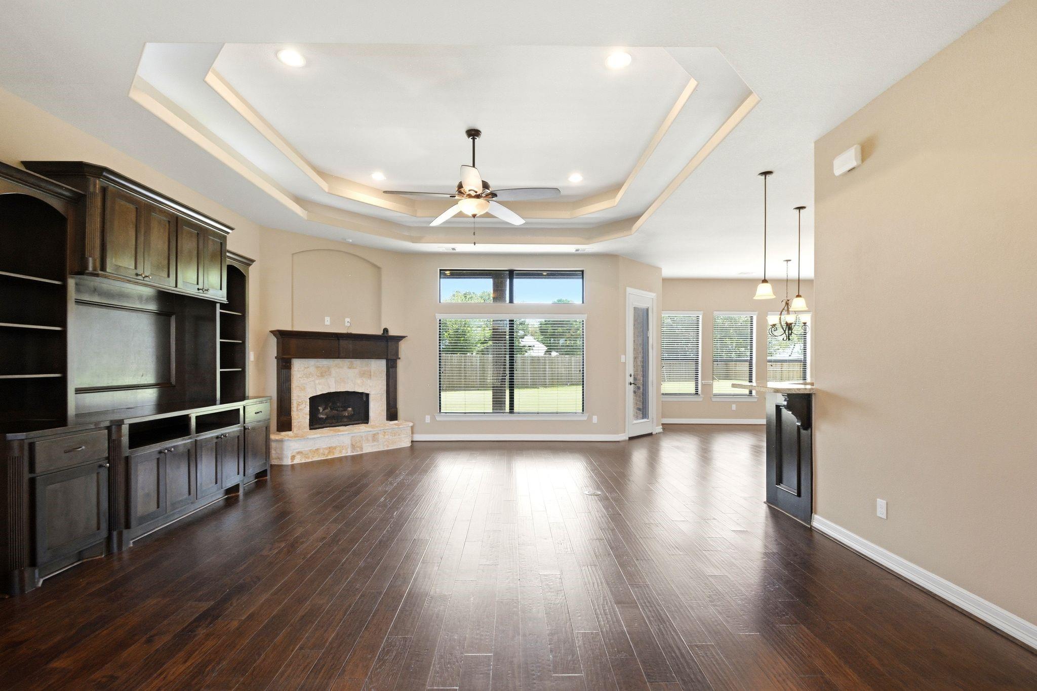 18840 Serene Water Dr, Montgomery, TX 77356 photo