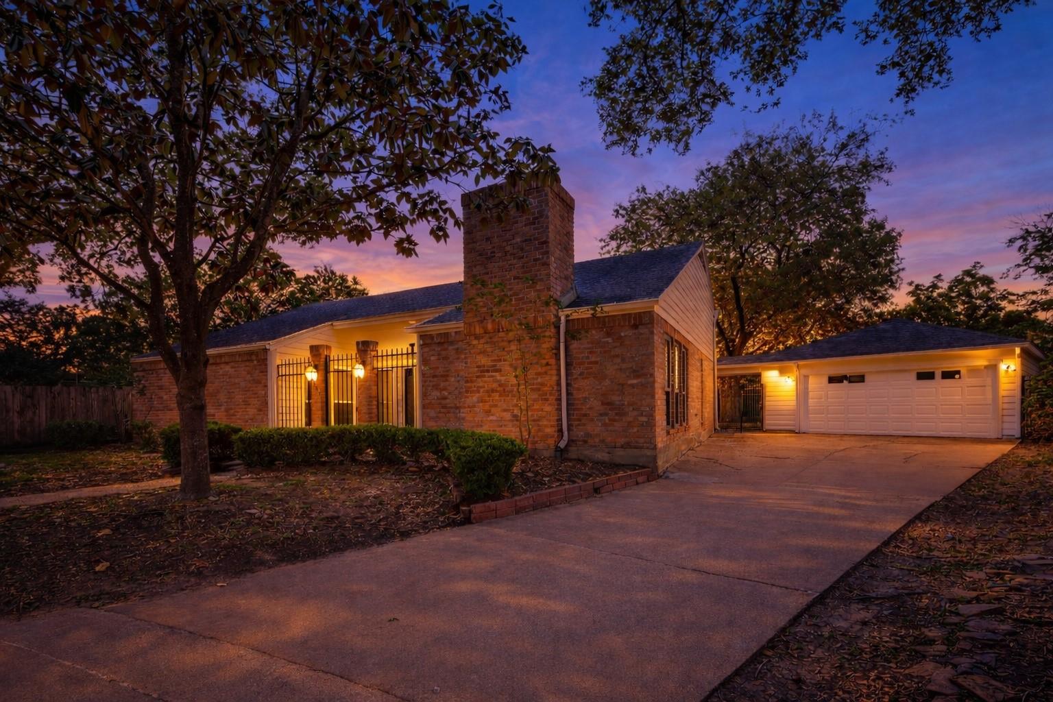 12319 Ella Lee Ln, Houston, TX 77077