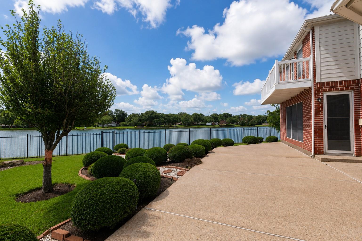4202 Lakewood Ct, Missouri City, TX 77459 photo