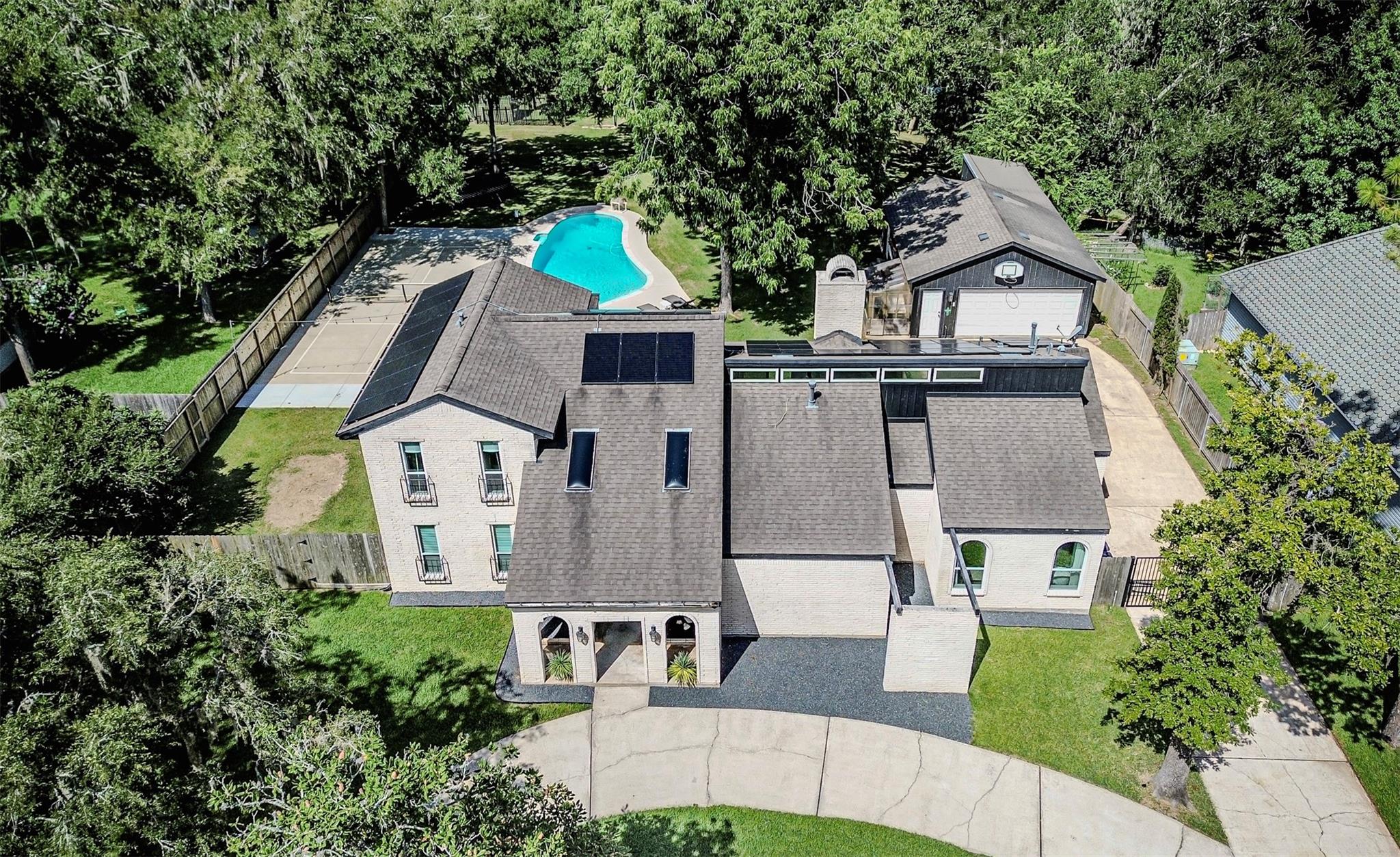 15526 Wandering Trl, Friendswood, TX 77546
