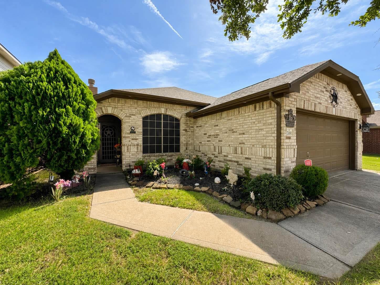 7031 Musclewood Rd, Baytown, TX 77521