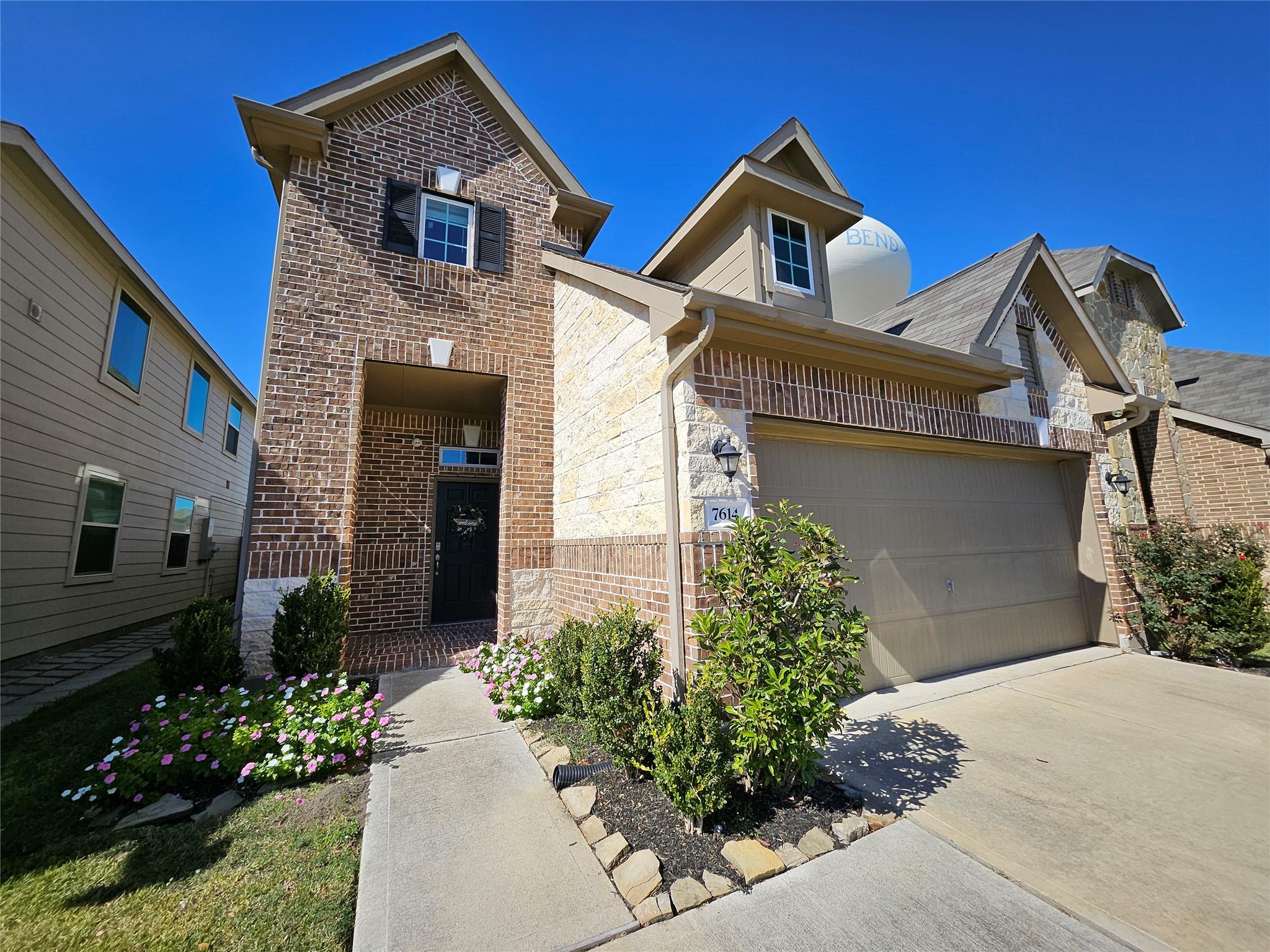 7614 Terra Grove Dr, Houston, TX 77083