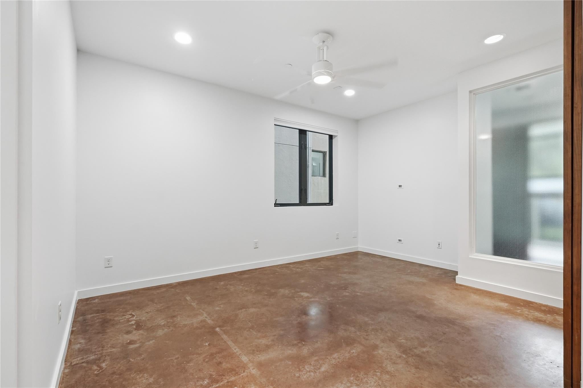 5409 Hidalgo St, Houston, TX 77056 photo