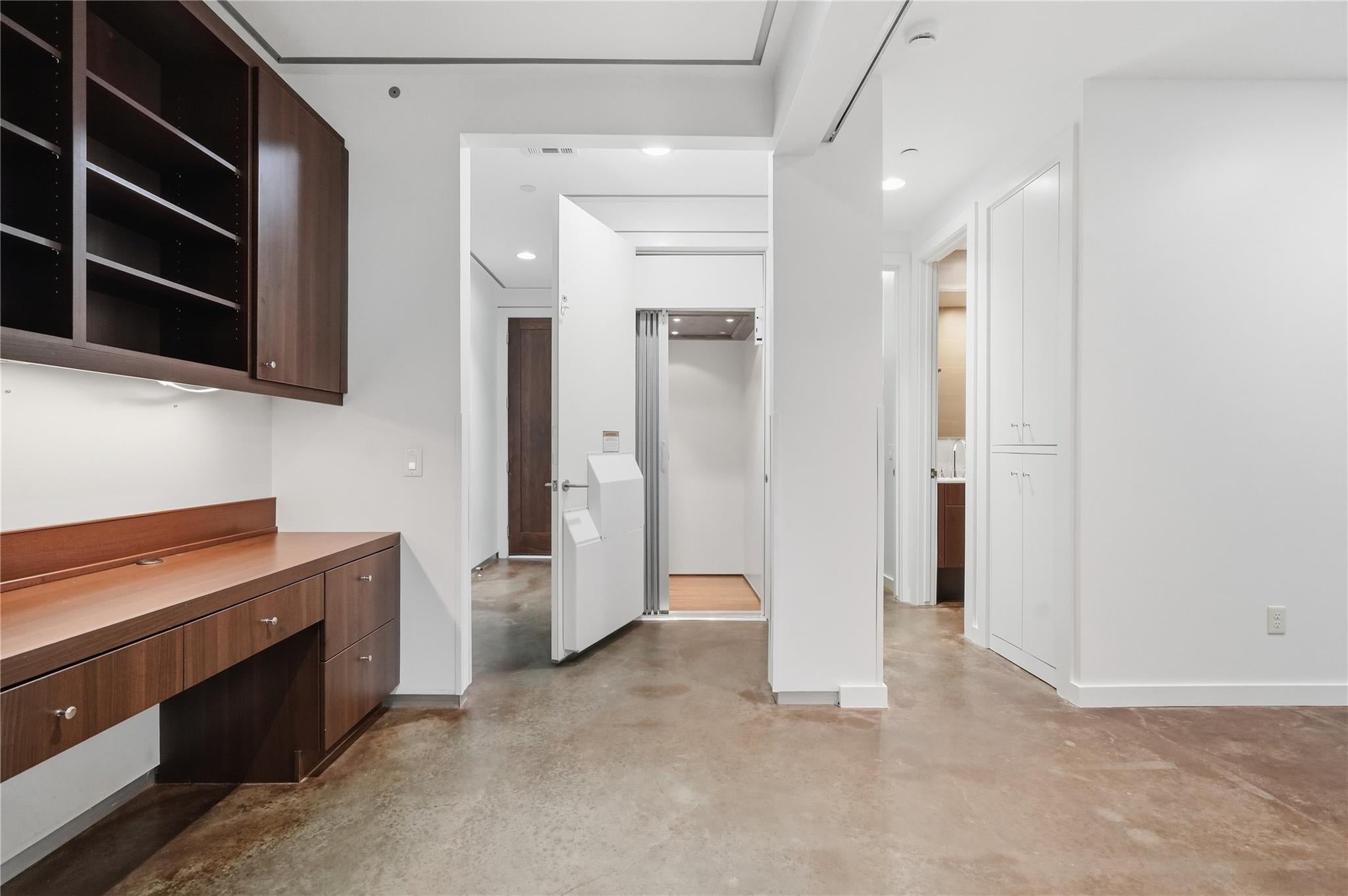 5409 Hidalgo St, Houston, TX 77056 photo