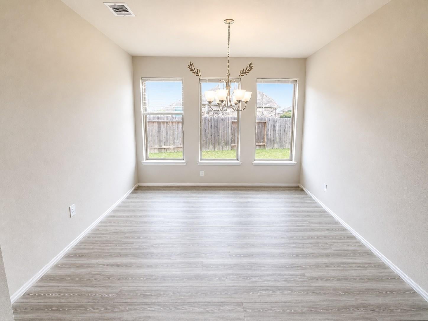 8826 Winters Edge Rd, Richmond, TX 77407 photo