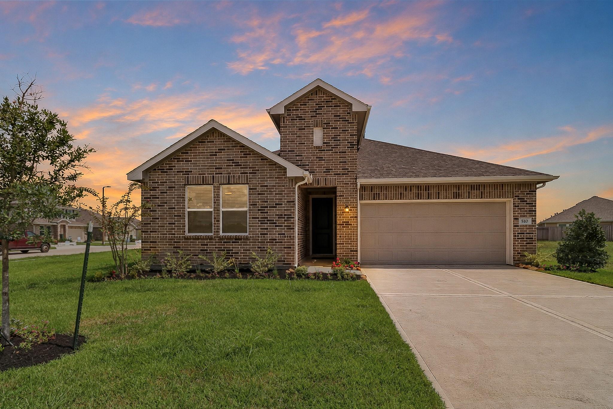 510 Barnier St, Montgomery, TX 77356