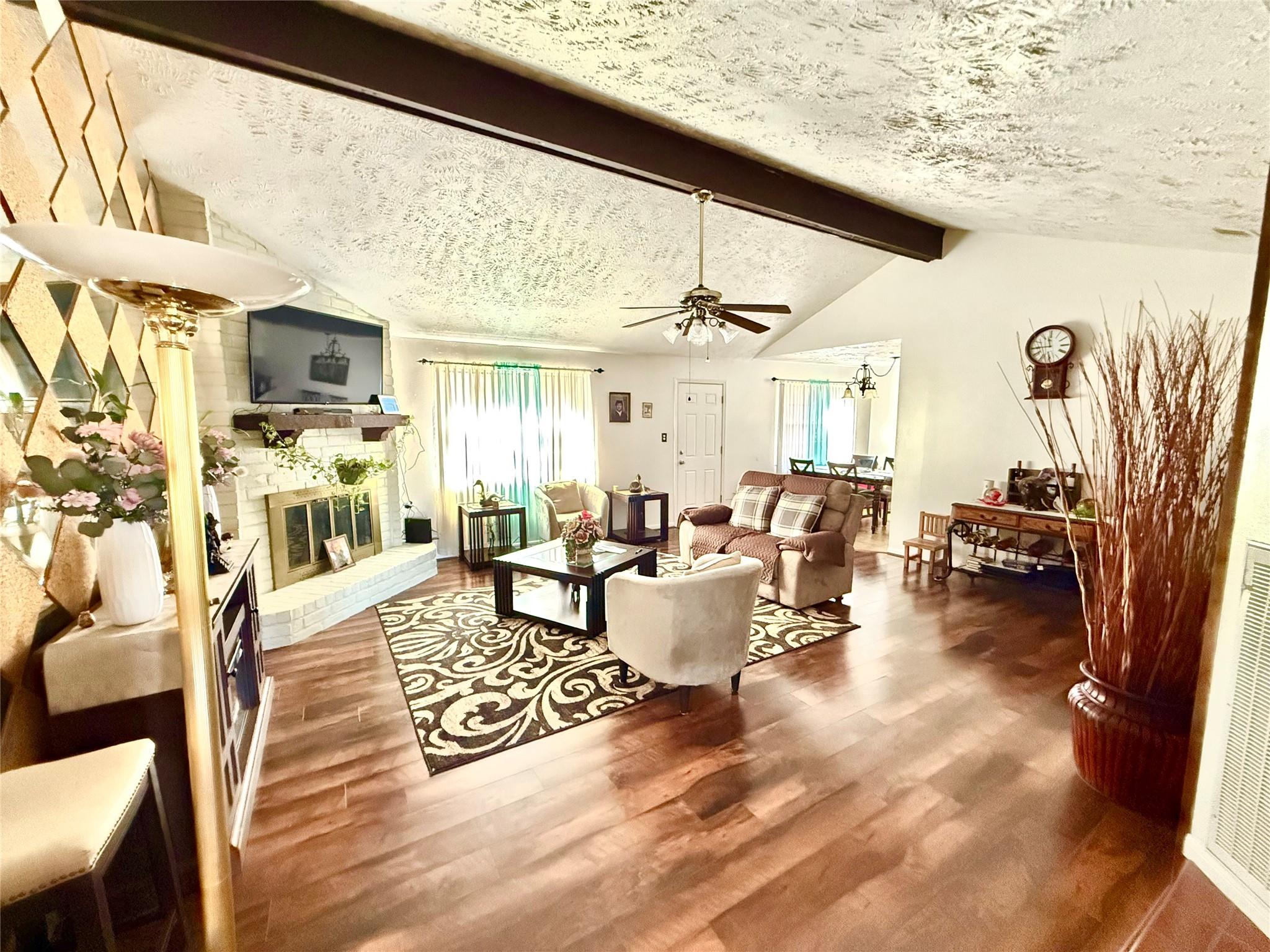 1303 Sterling Green Ct, Houston, TX 77015