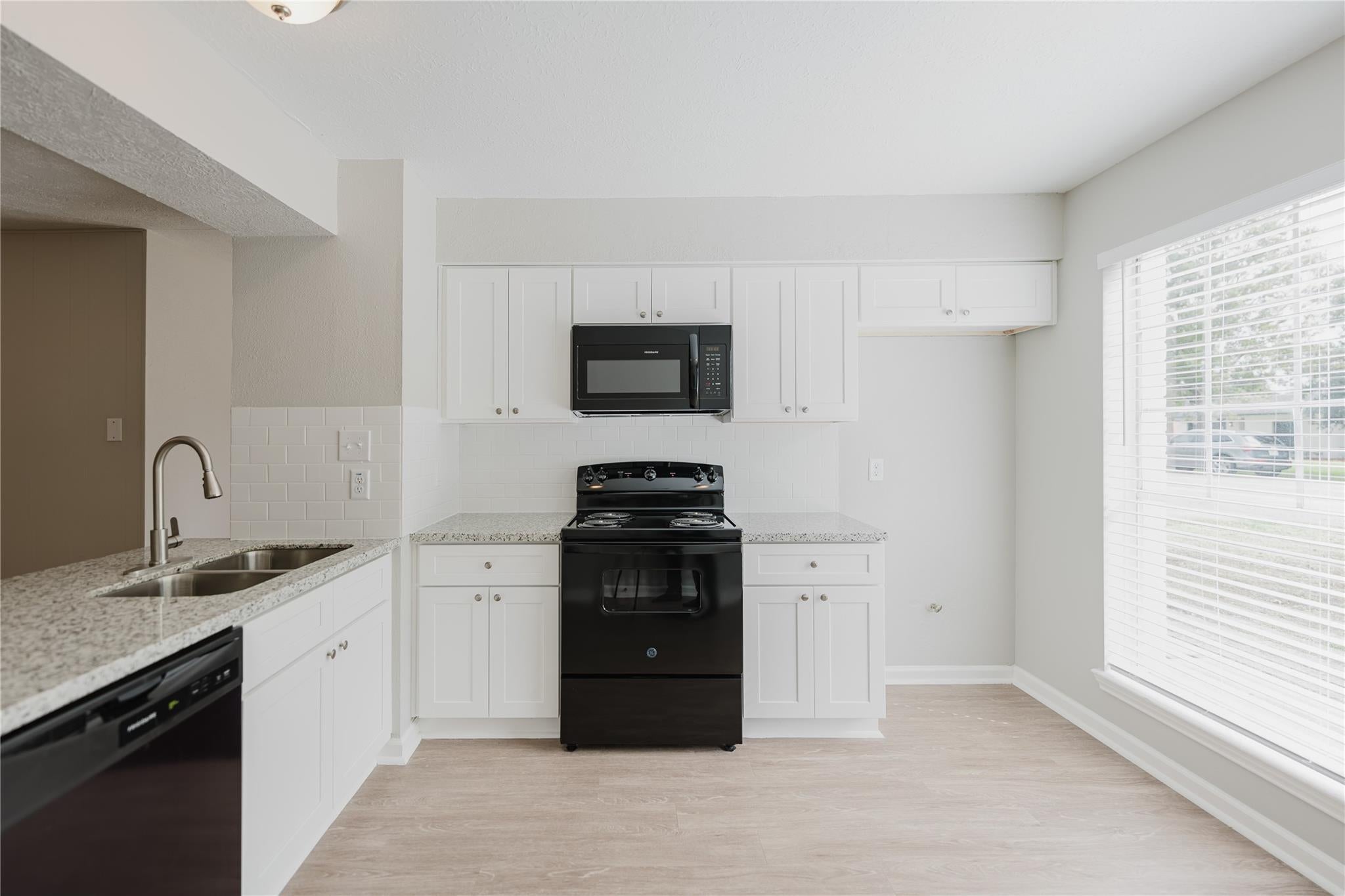 1109 Missouri St, South Houston, TX 77587 photo