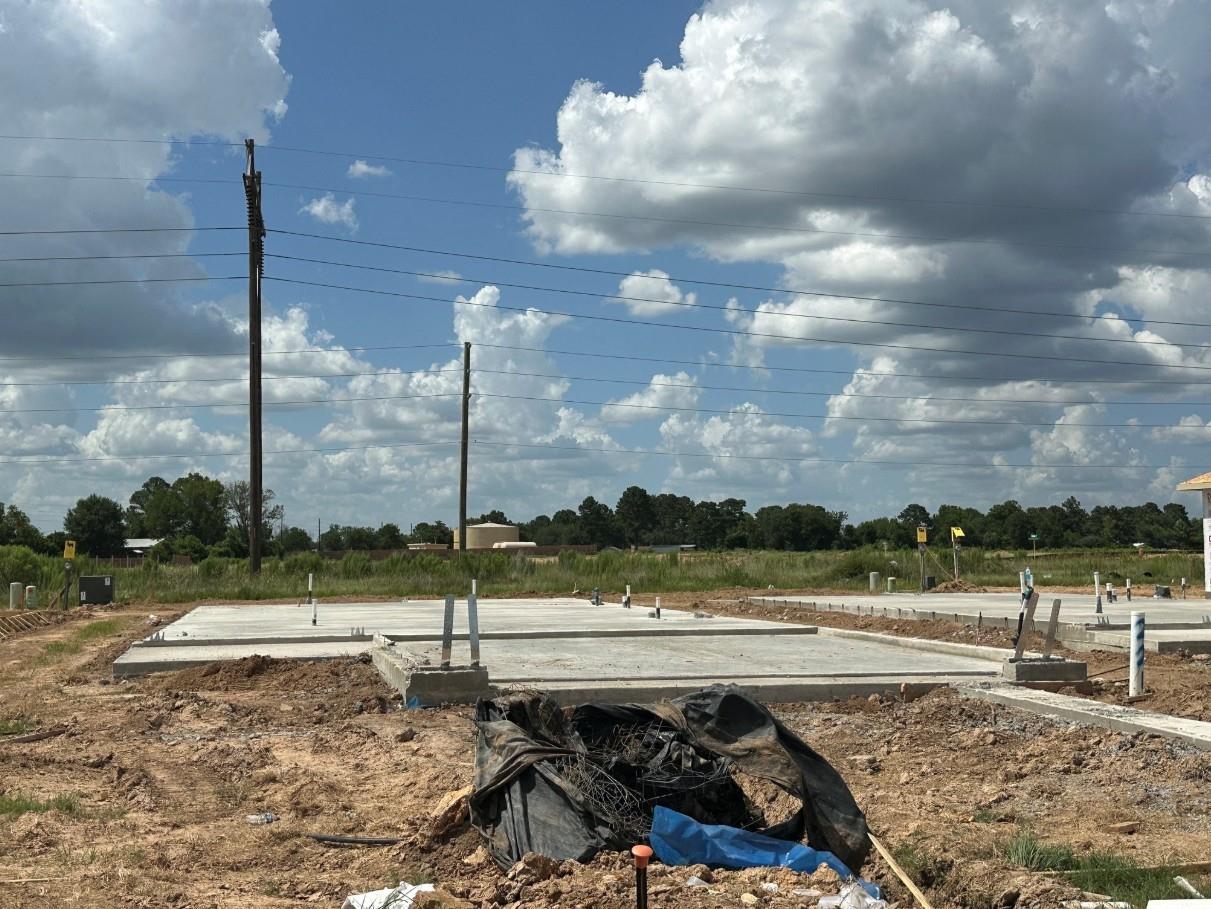 22142 Frontier Hollow Ln, Hockley, TX 77447 photo
