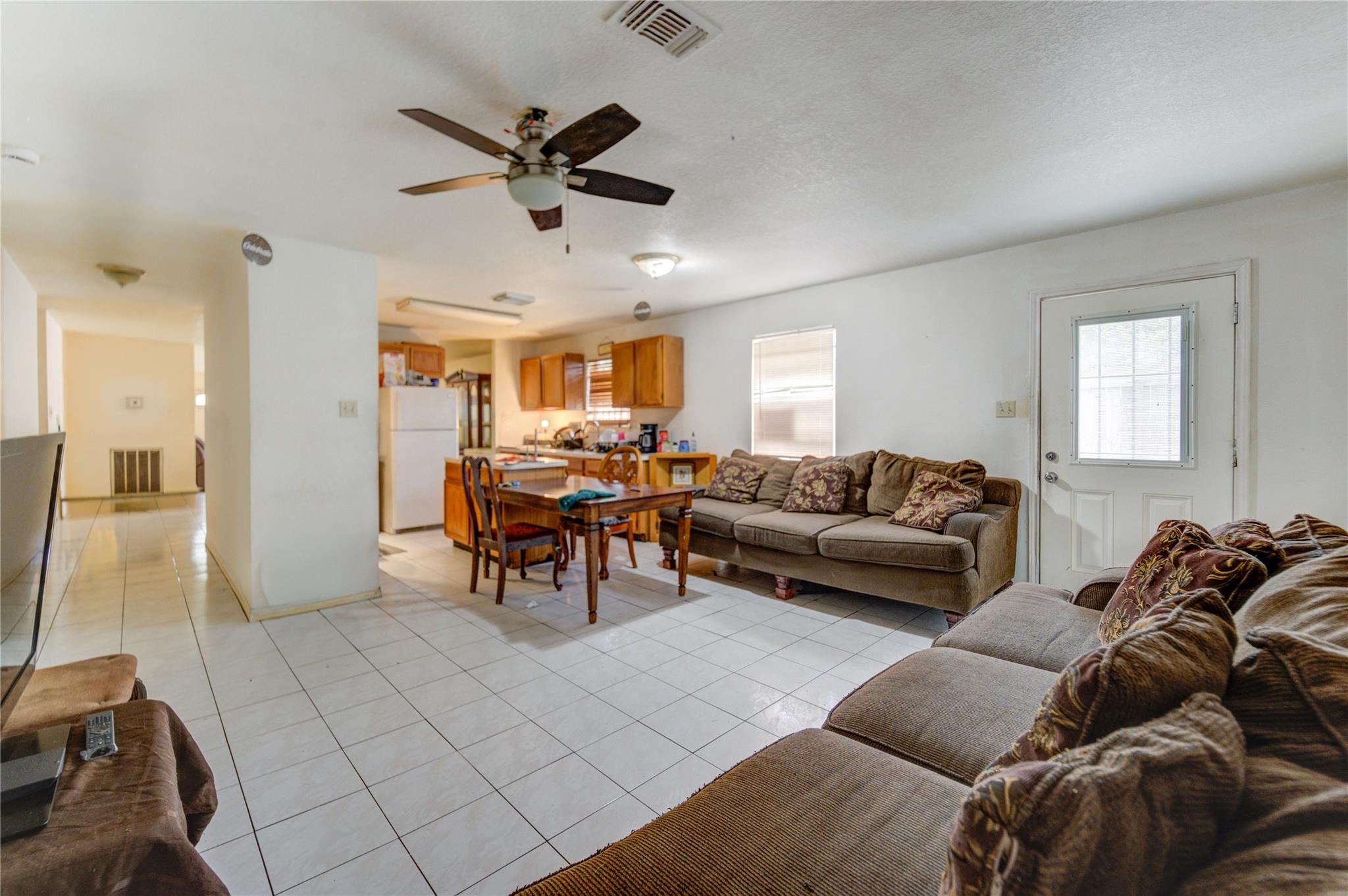 3807 Crandon St, Houston, TX 77026 photo