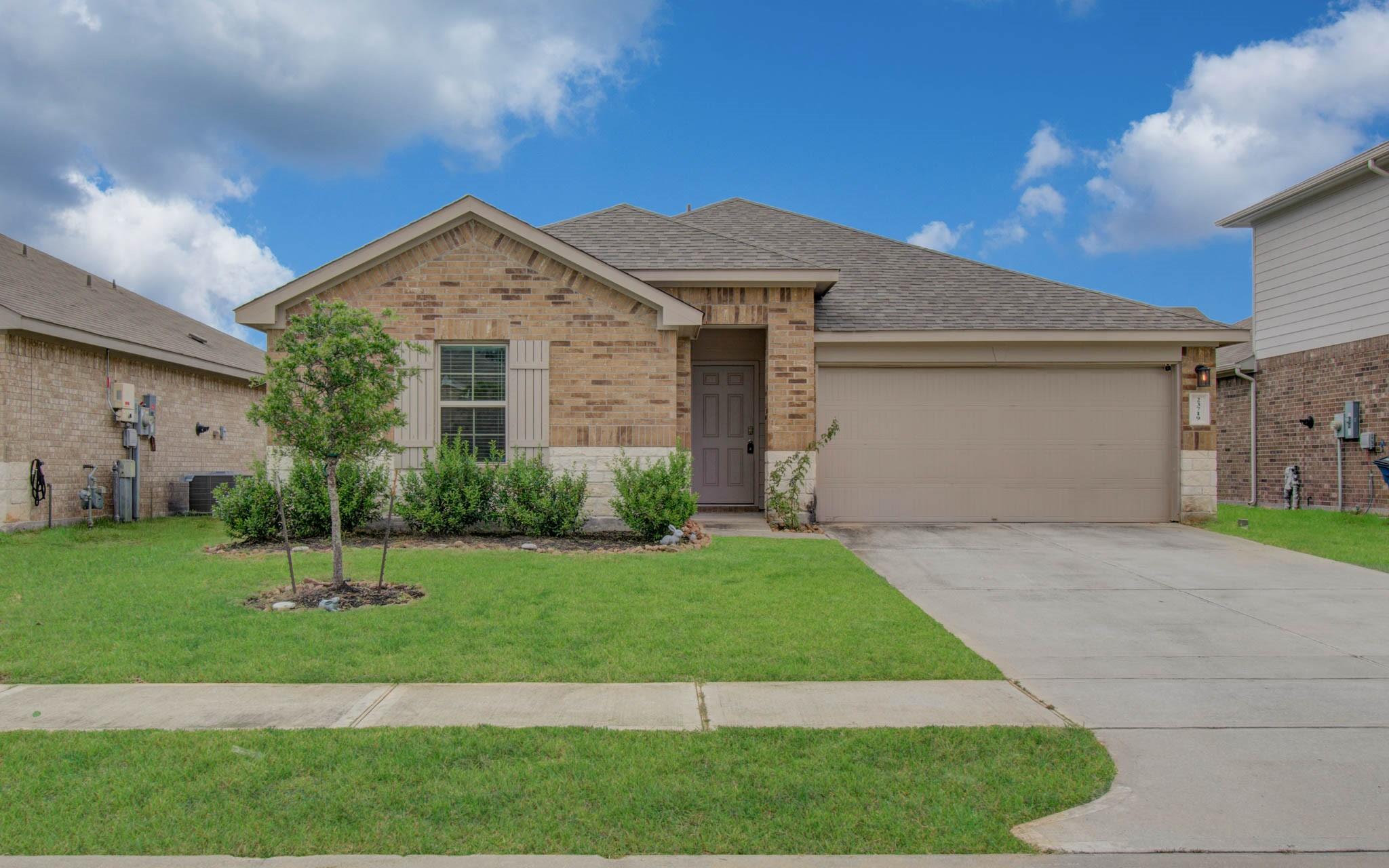 23719 Harrow Field Ln, Spring, TX 77373