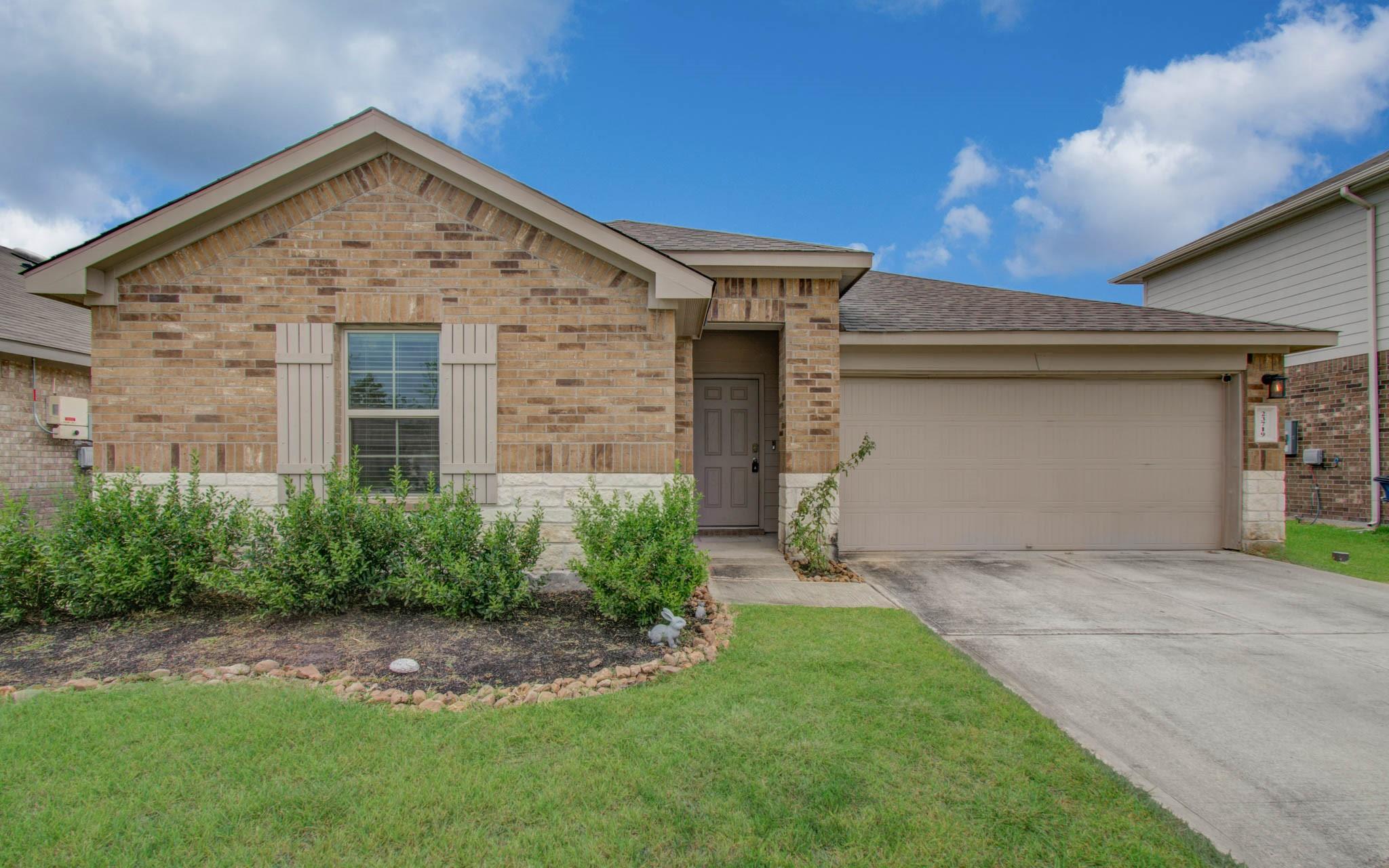23719 Harrow Field Ln, Spring, TX 77373 photo