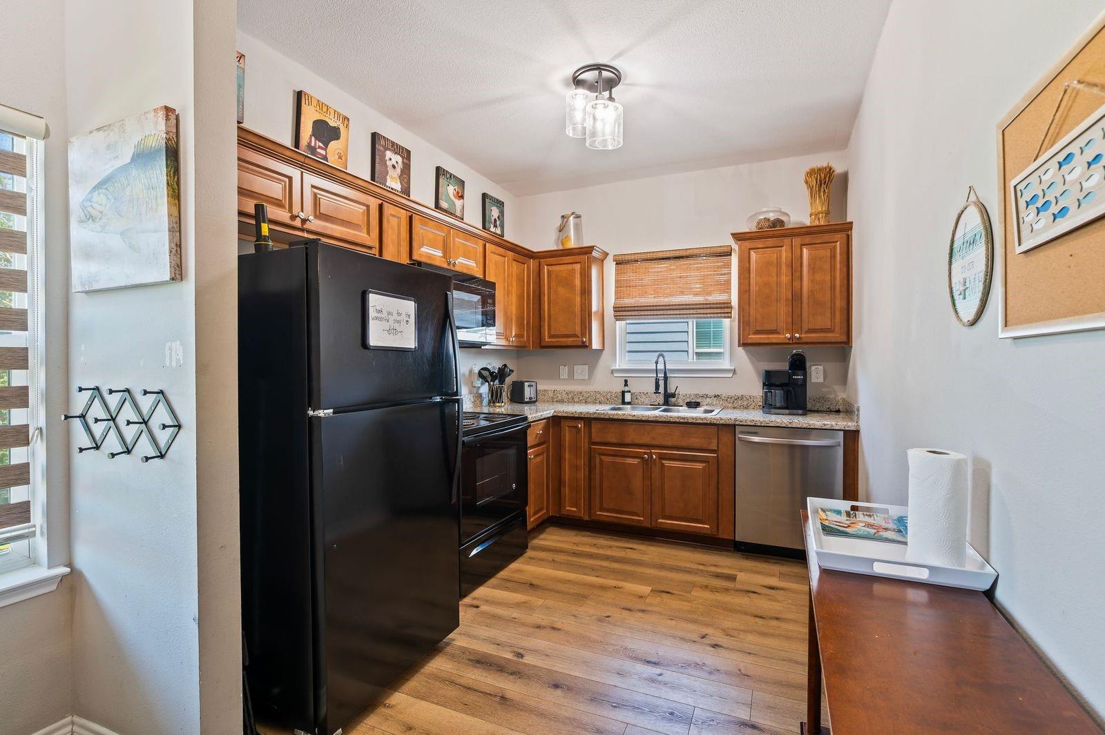 2203 56 St, Galveston, TX 77551 photo