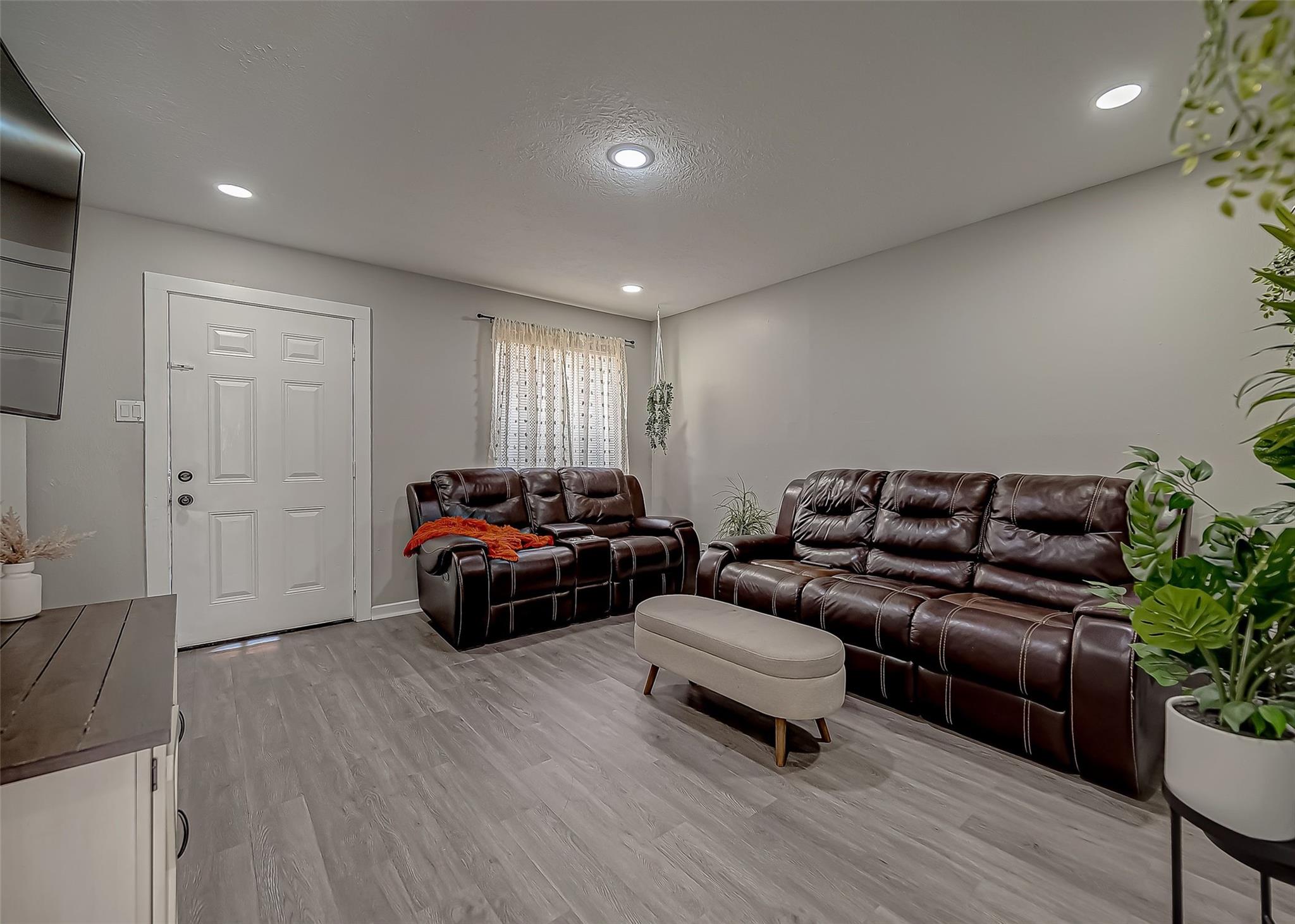 1410 Edward Dr, South Houston, TX 77587 photo
