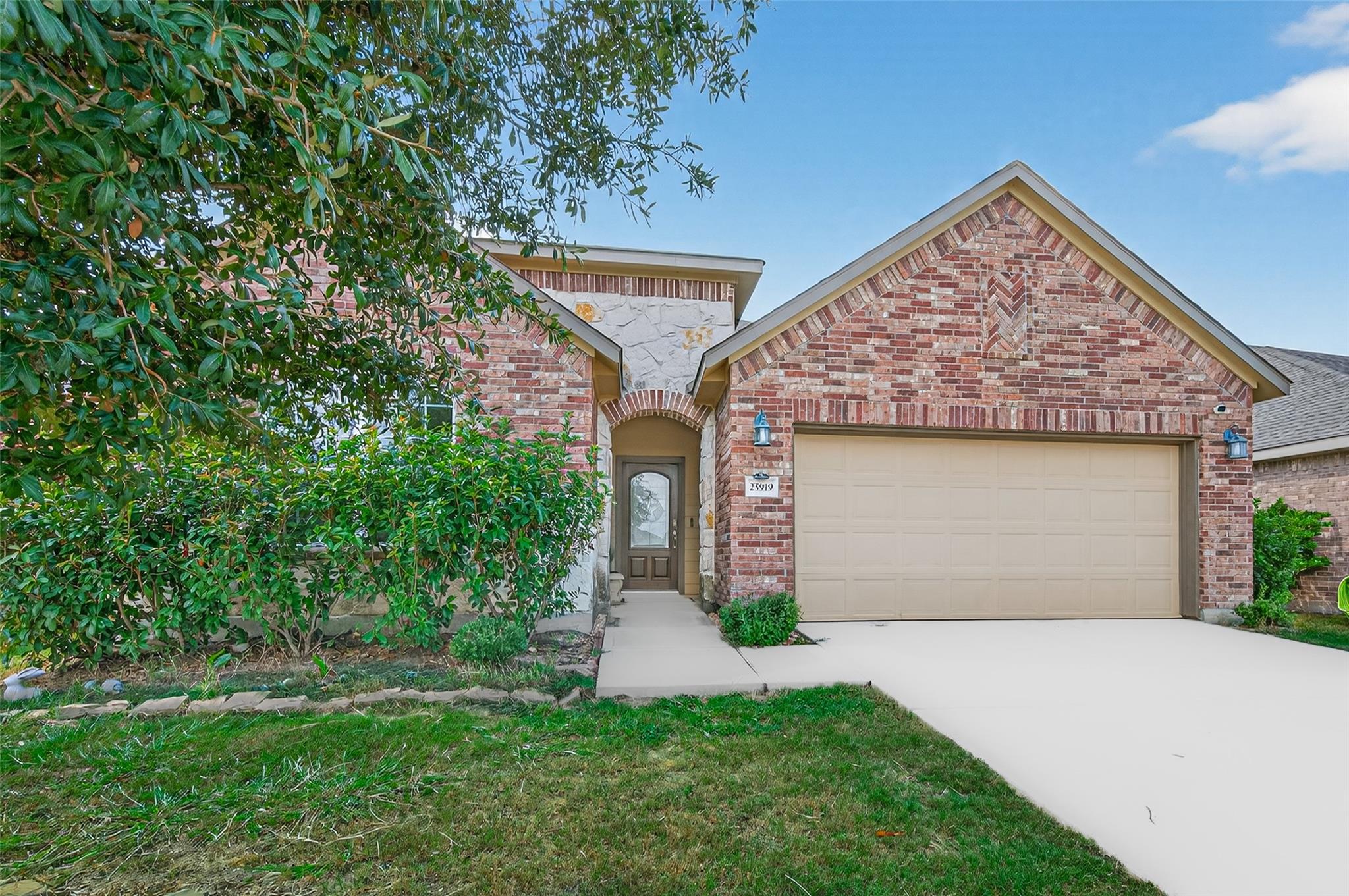 25919 Rose Frost Ct, Richmond, TX 77406 photo
