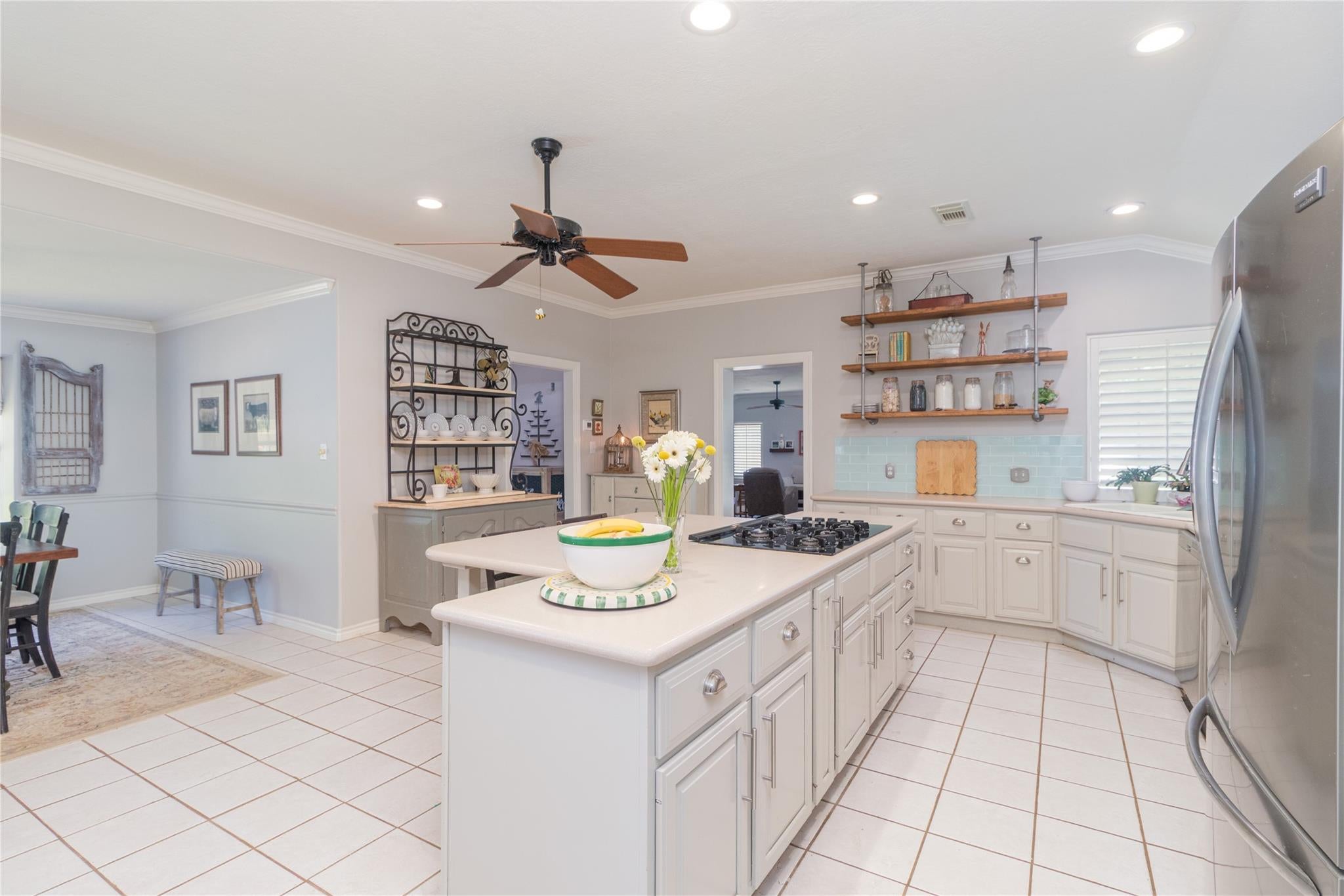 1401 Magnolia Ln, Houston, TX 77339 photo