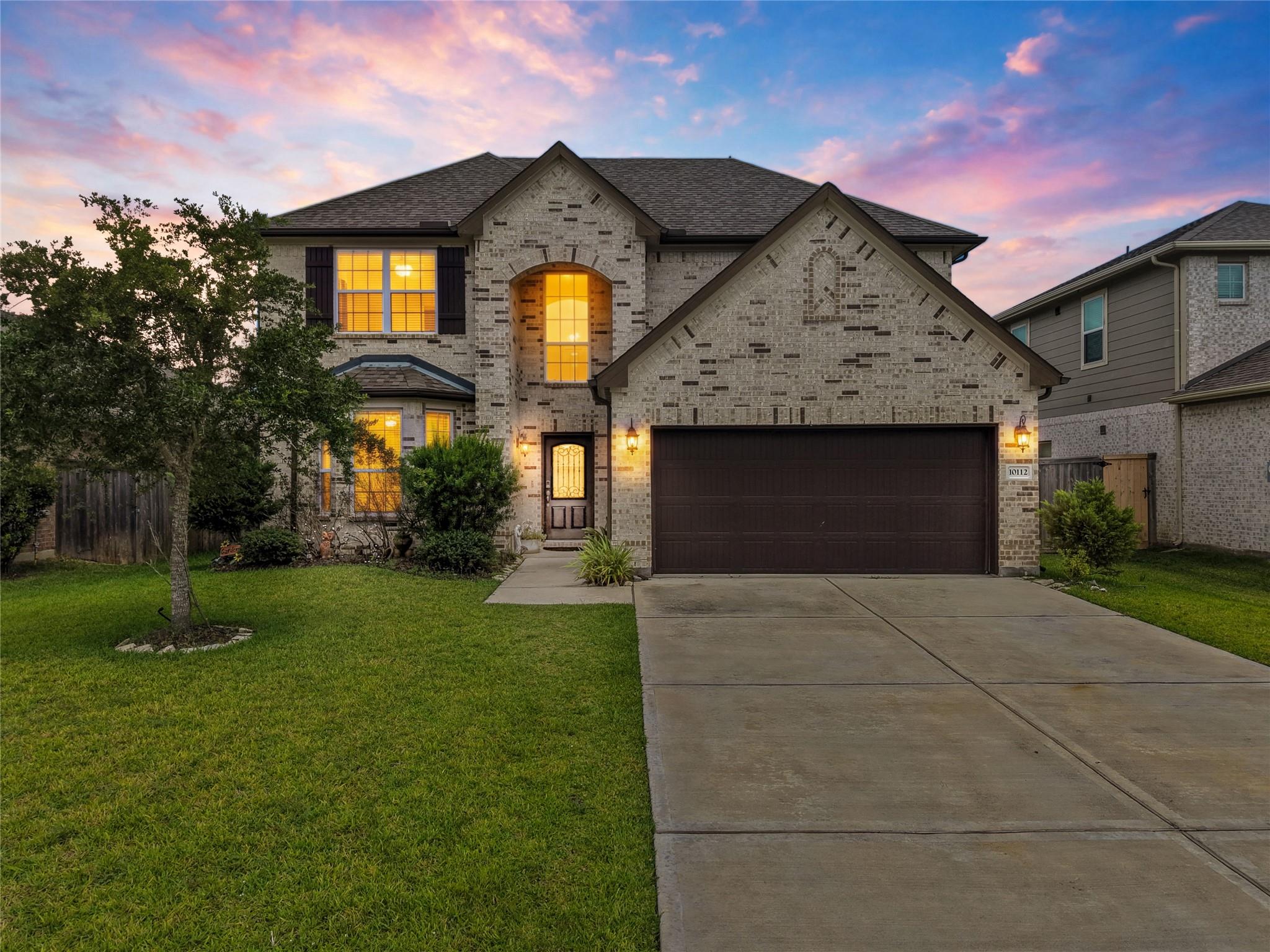 10112 Hermann Trce, Texas City, TX 77591