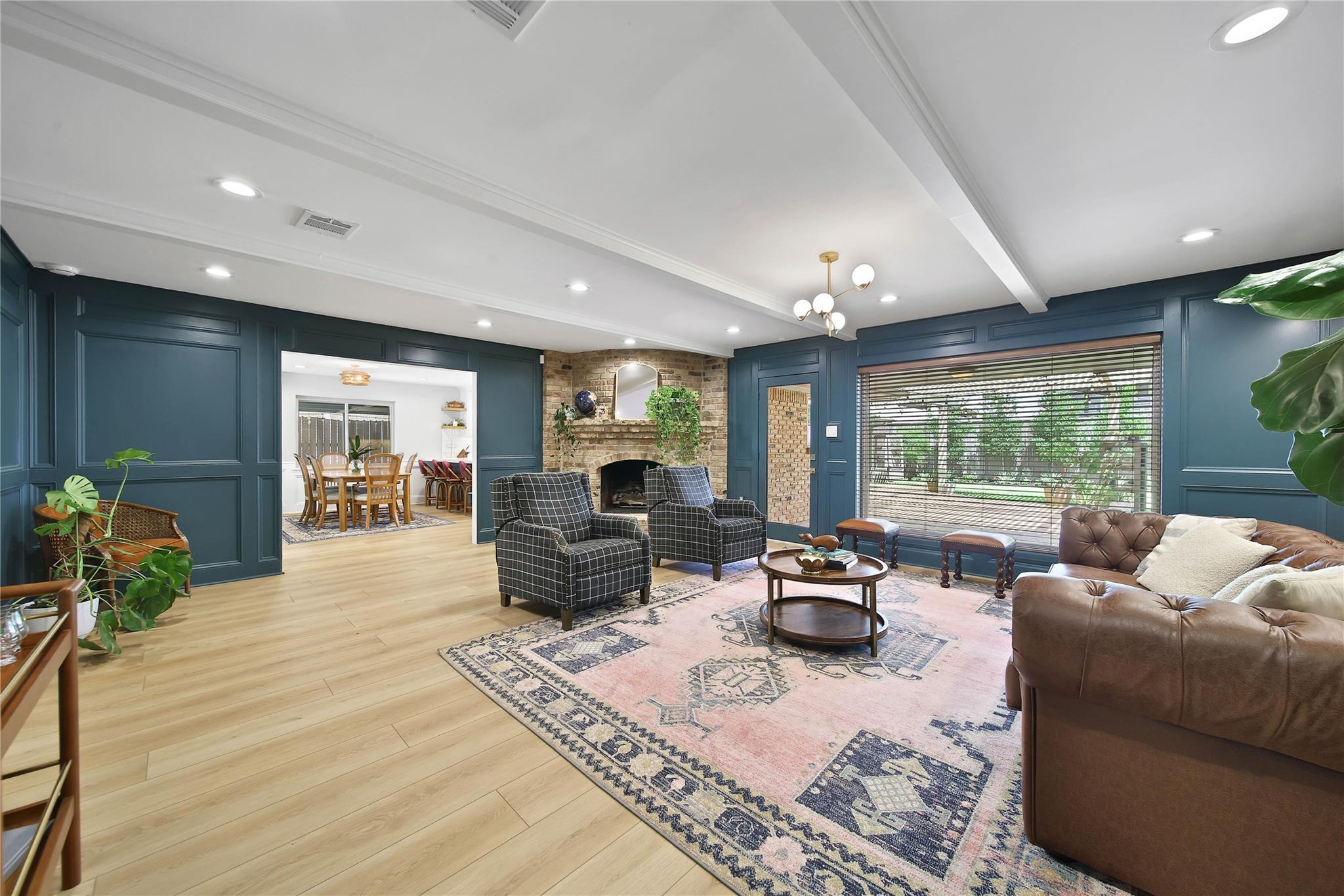 2415 Brookmere Dr, Houston, TX 77008 photo