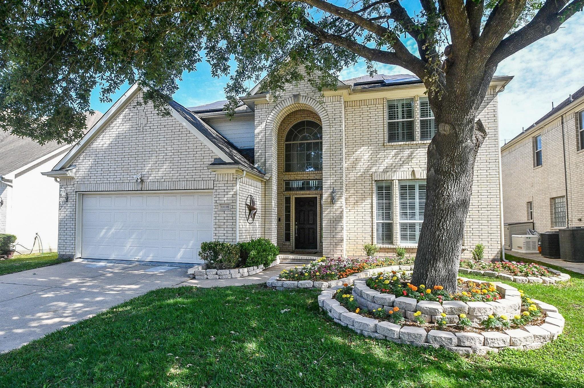 13138 Haven Falls Ln, Sugar Land, TX 77478