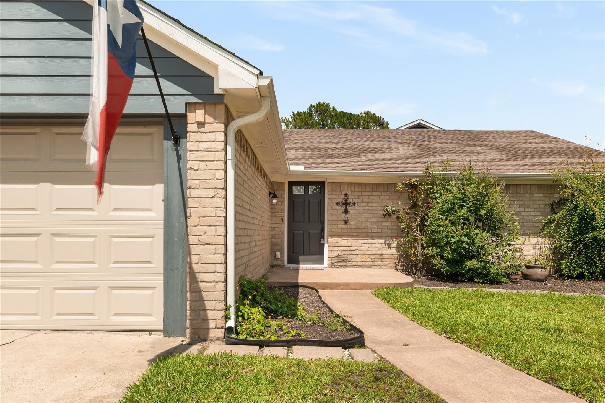 15619 Boulder Oaks Dr, Houston, TX 77084 photo