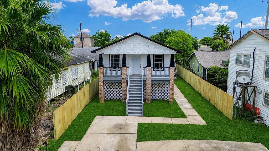 5306 Avenue M, Galveston, TX 77551