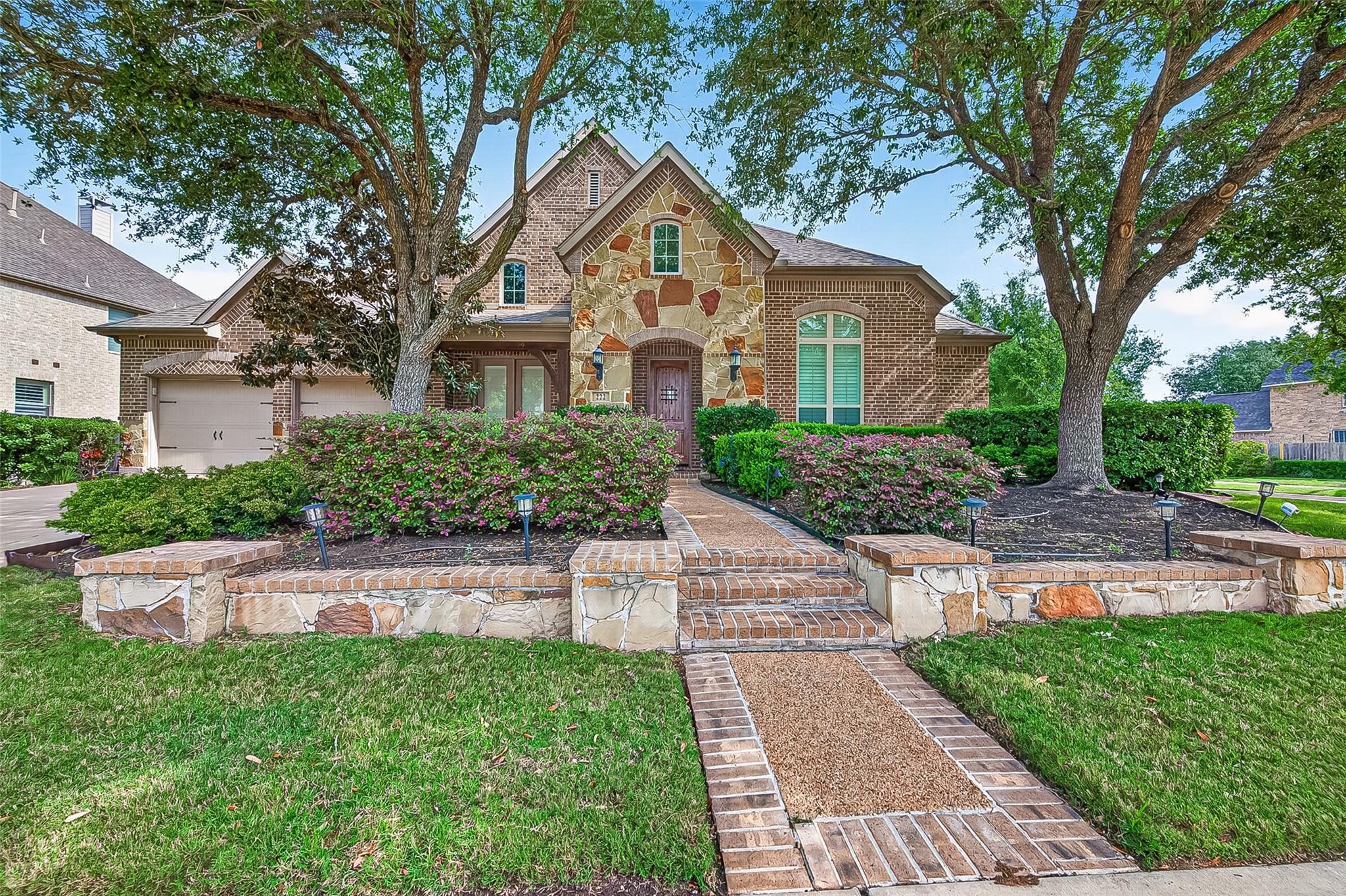 222 Chatham Ave, Sugar Land, TX 77479
