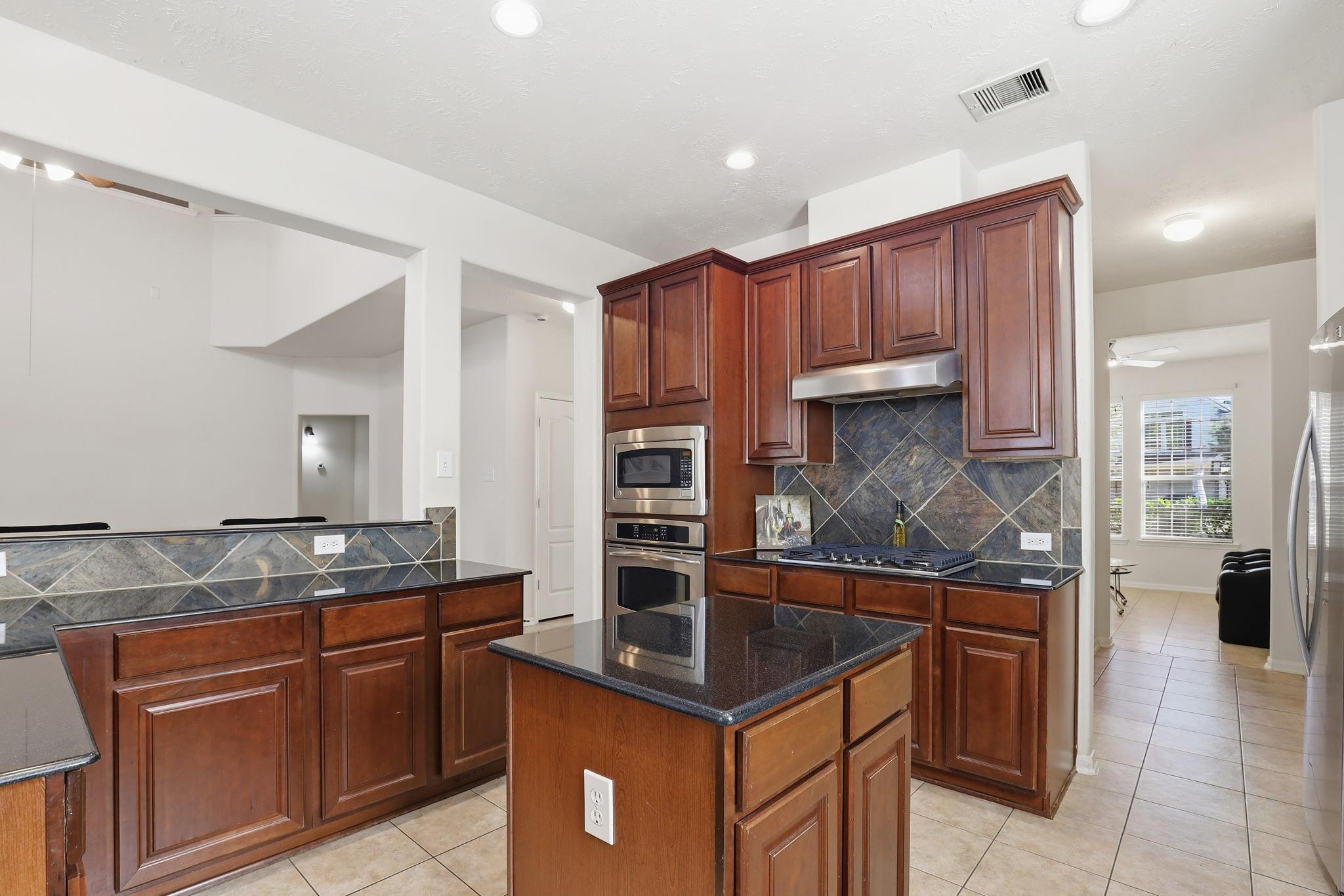 30615 Winlock Trail Dr, Spring, TX 77386 photo