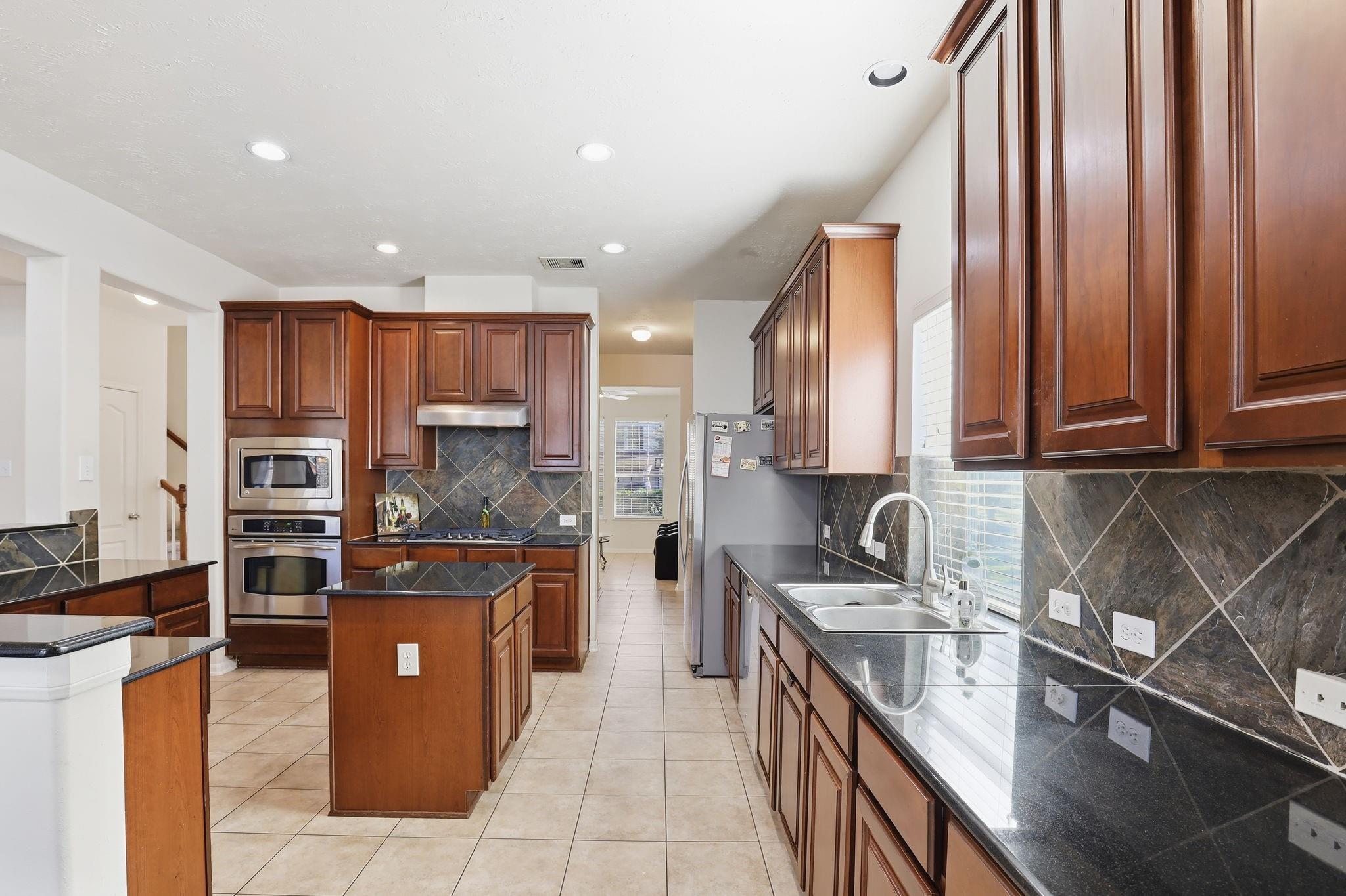 30615 Winlock Trail Dr, Spring, TX 77386 photo