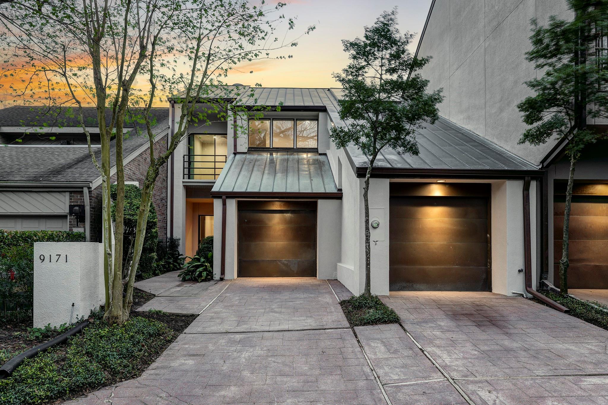 9171 Briar Forest Dr, Houston, TX 77024