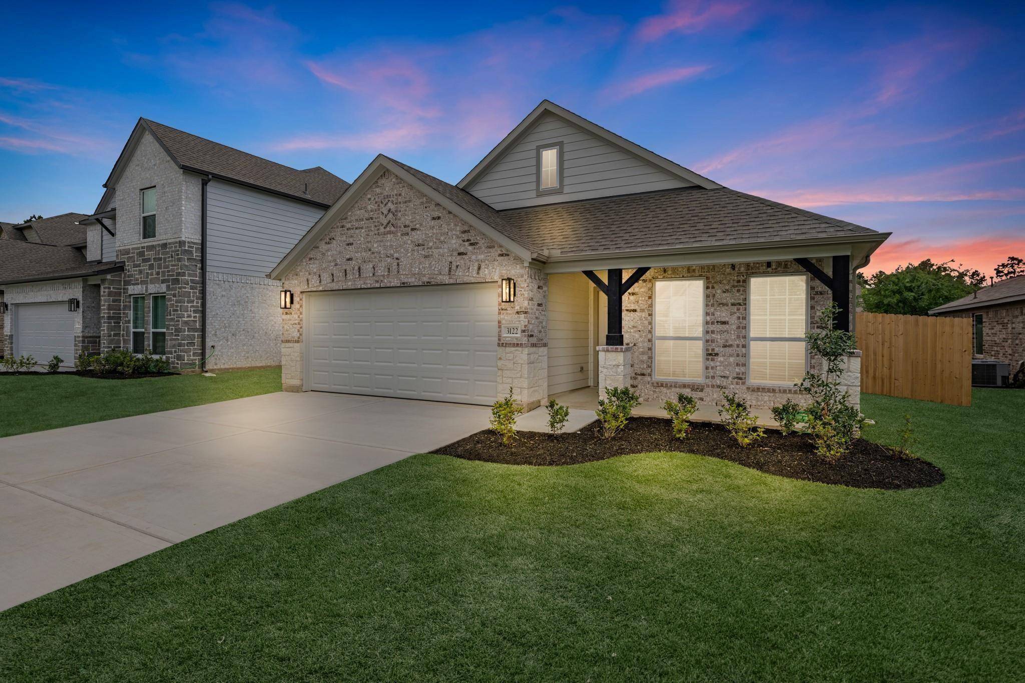 1763 Pecan Woods Ln, Conroe, TX 77301