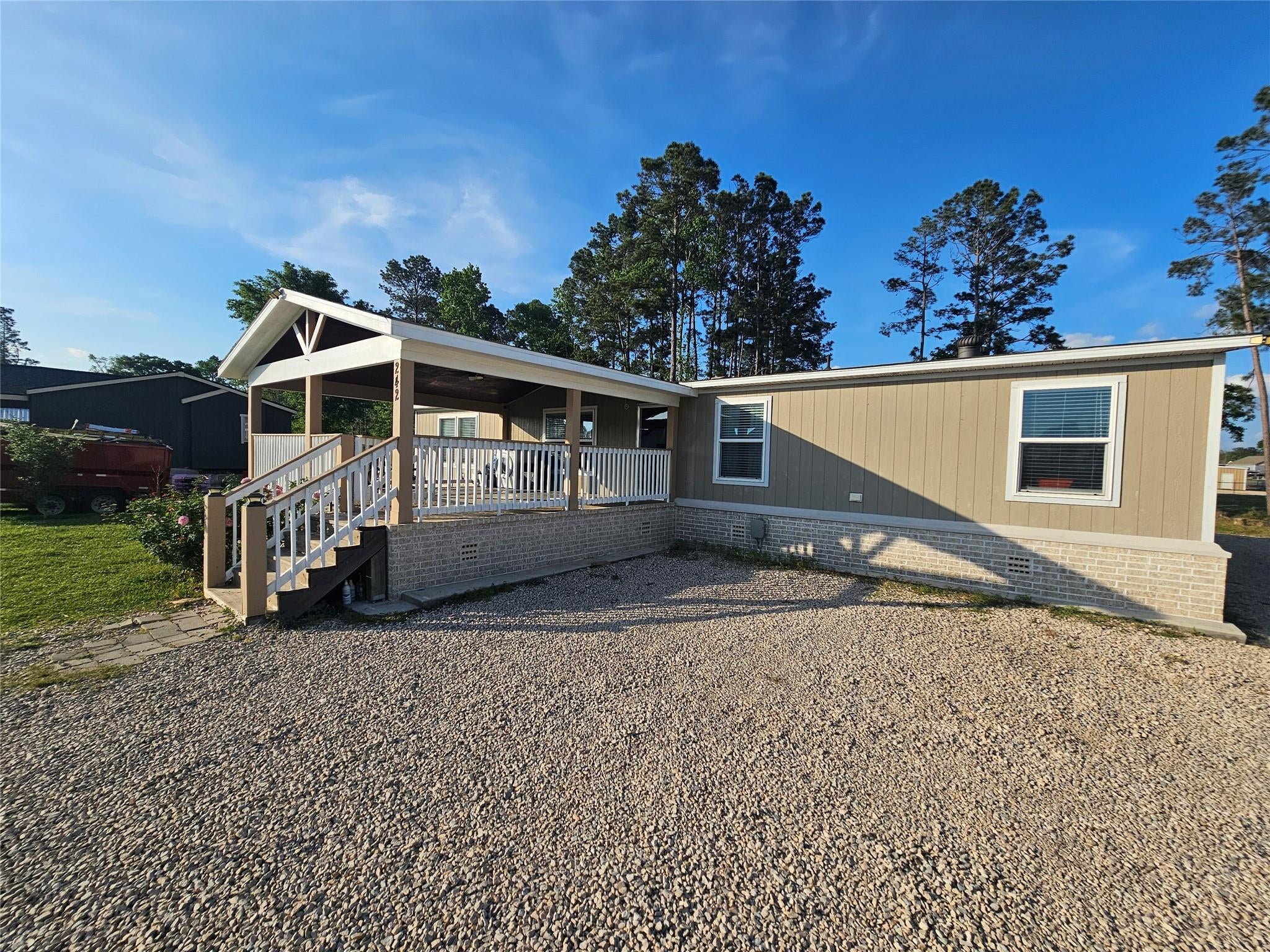 242 Brook Park Dr, Conroe, TX 77303